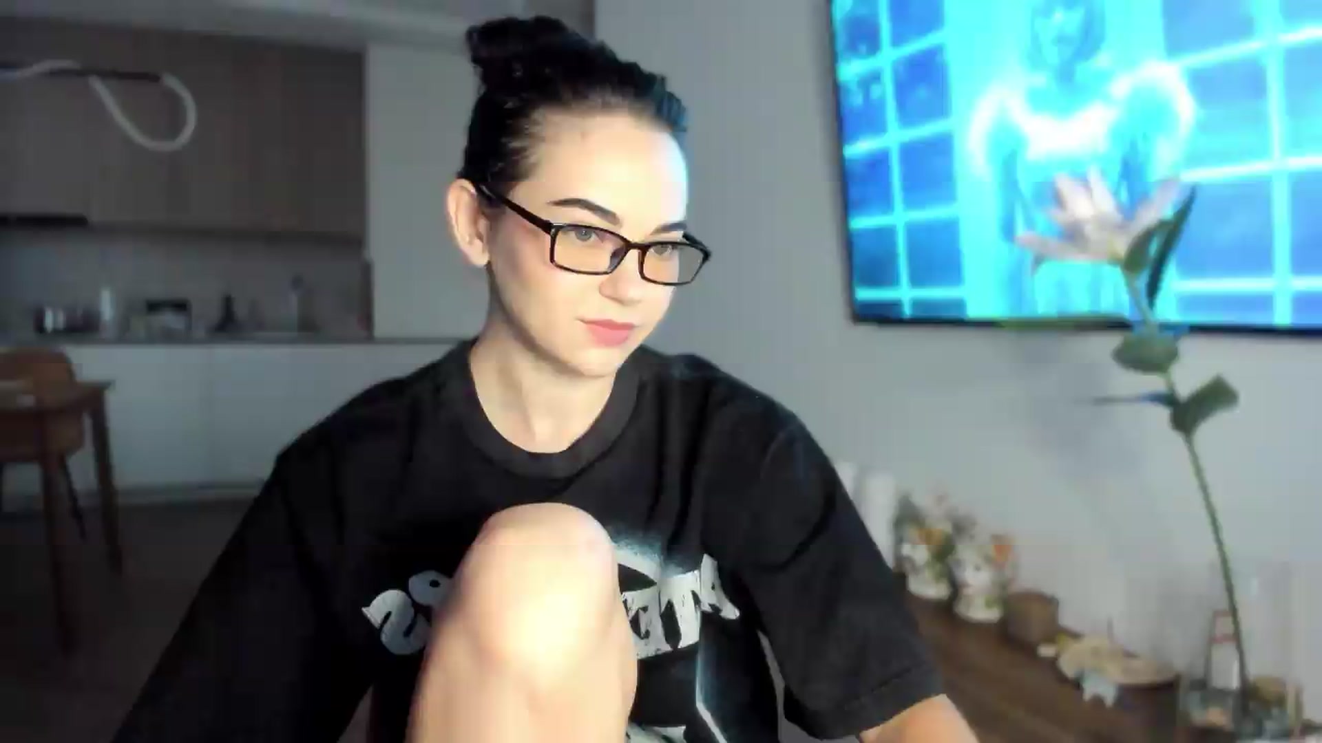 Gallery image thumbnail from BeeTheQueen's myfreecams stream on, 07/28/2026, 18:08 image 19 of 20