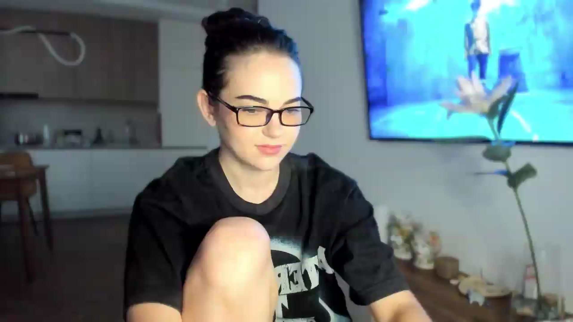 Gallery image thumbnail from BeeTheQueen's myfreecams stream on, 07/28/2026, 18:08 image 18 of 20