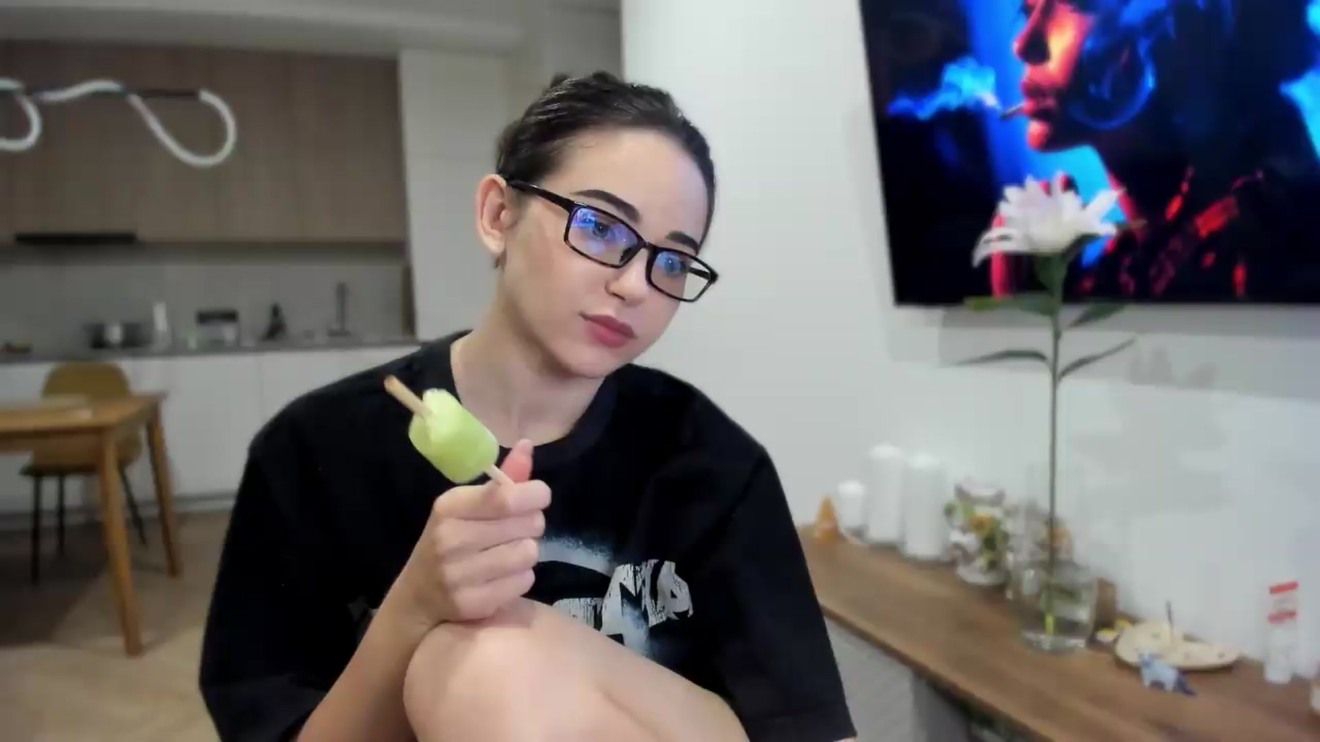 Gallery image thumbnail from BeeTheQueen's myfreecams stream on, 07/28/2026, 19:29 image 8 of 20
