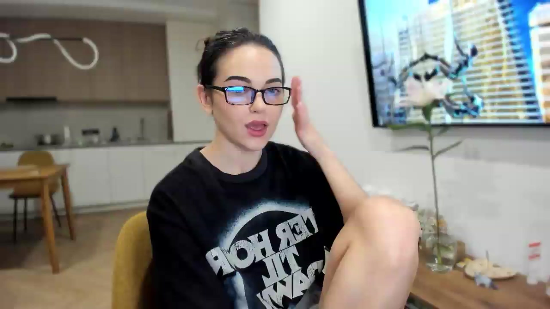 Gallery image thumbnail from BeeTheQueen's myfreecams stream on, 07/28/2026, 19:29 image 15 of 20