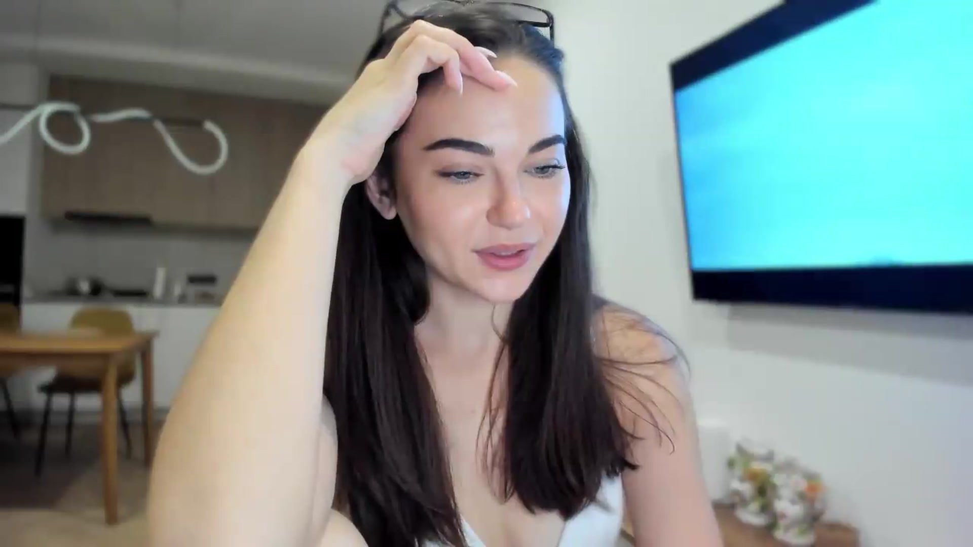 Gallery image thumbnail from BeeTheQueen's myfreecams stream on, 07/29/2026, 19:20 image 17 of 20
