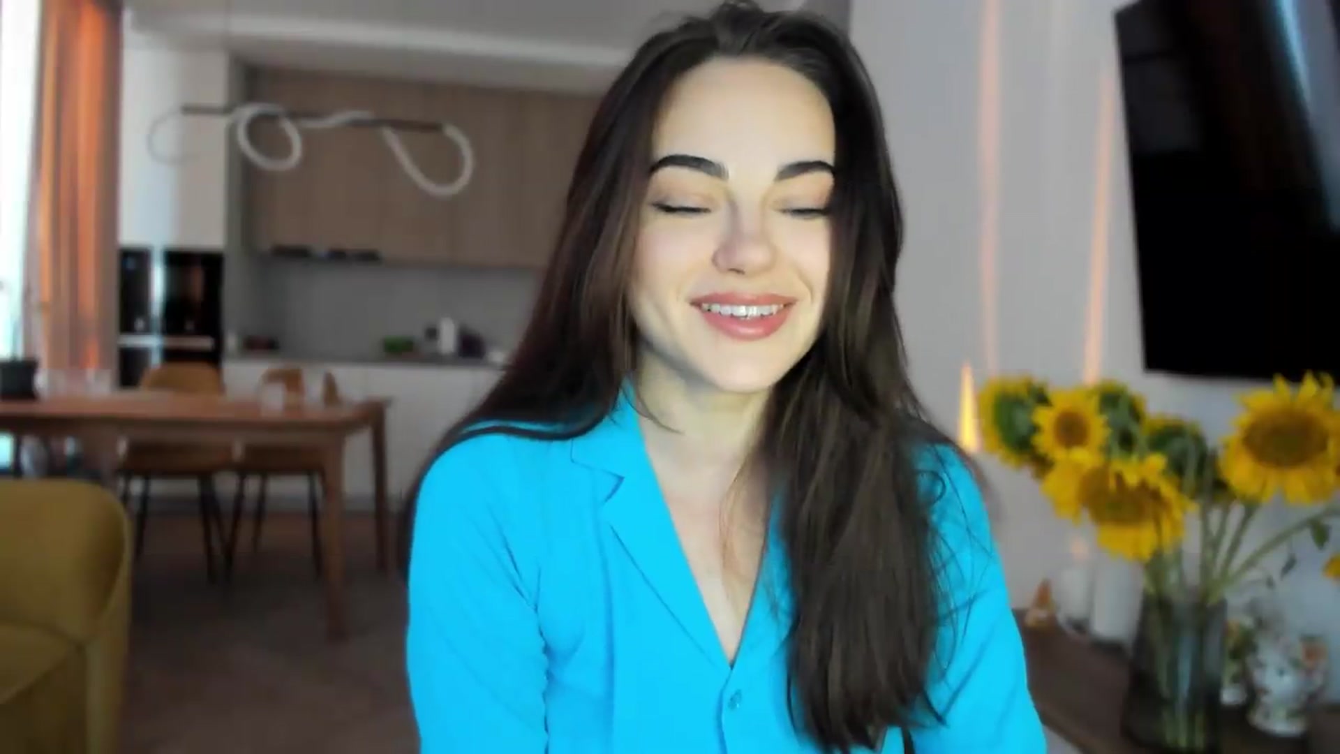 Gallery image thumbnail from BeeTheQueen's myfreecams stream on, 08/03/2026, 17:12 image 9 of 20