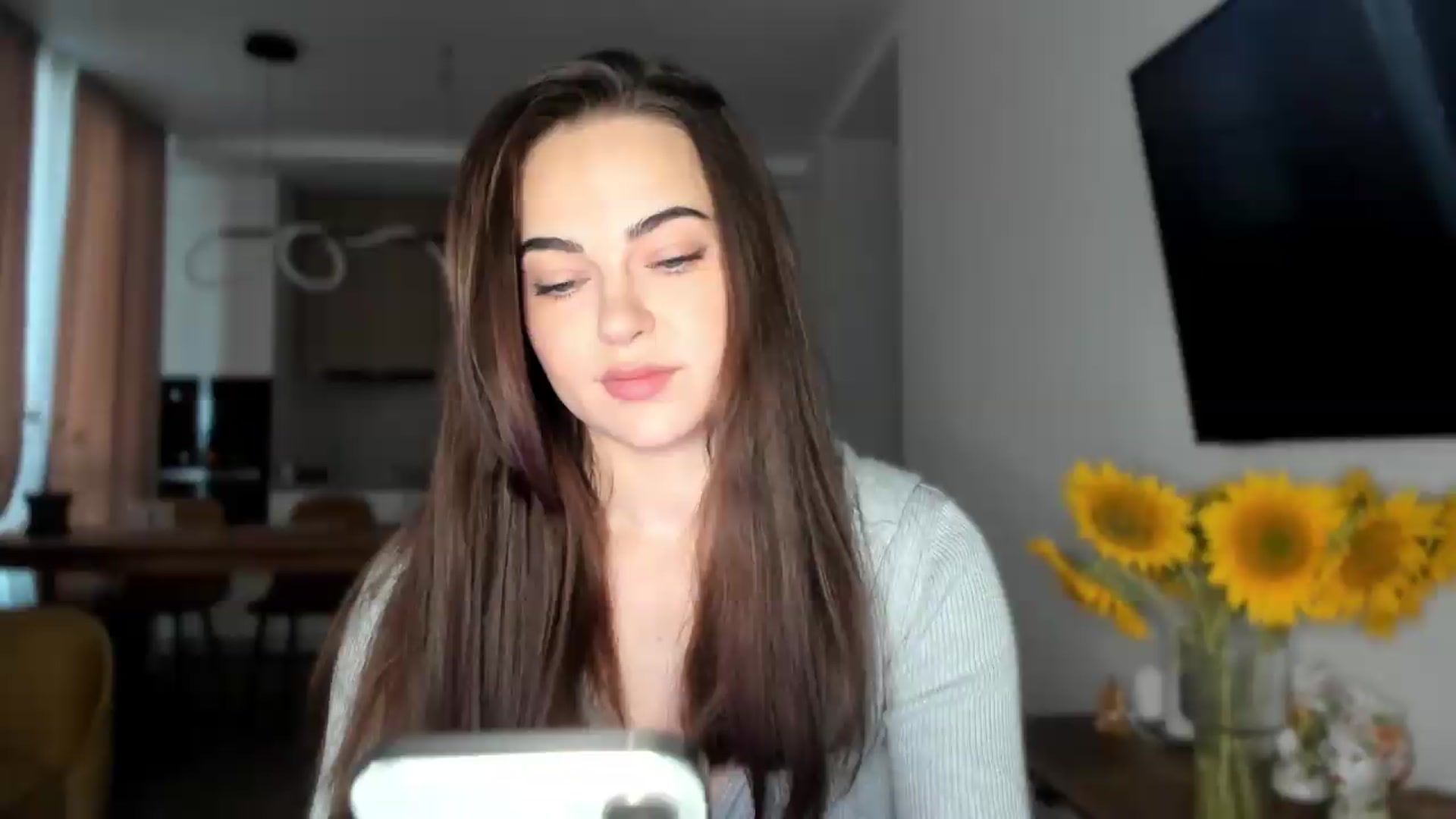 Gallery image thumbnail from BeeTheQueen's myfreecams stream on, 08/05/2026, 17:56 image 11 of 20
