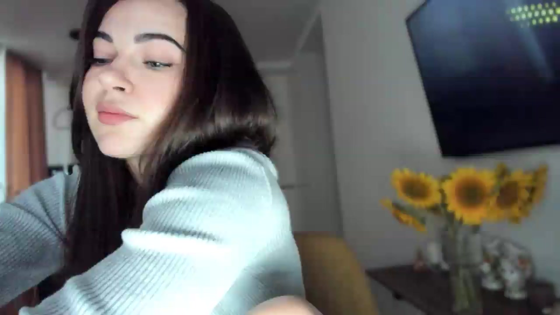 Gallery image thumbnail from BeeTheQueen's myfreecams stream on, 08/05/2026, 17:56 image 17 of 20