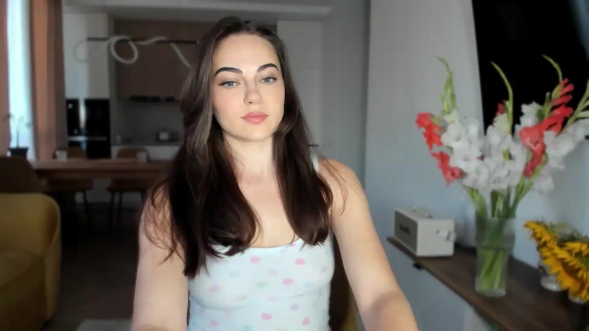 Gallery image thumbnail from BeeTheQueen's myfreecams stream on, 08/09/2026, 17:47 image 6 of 20