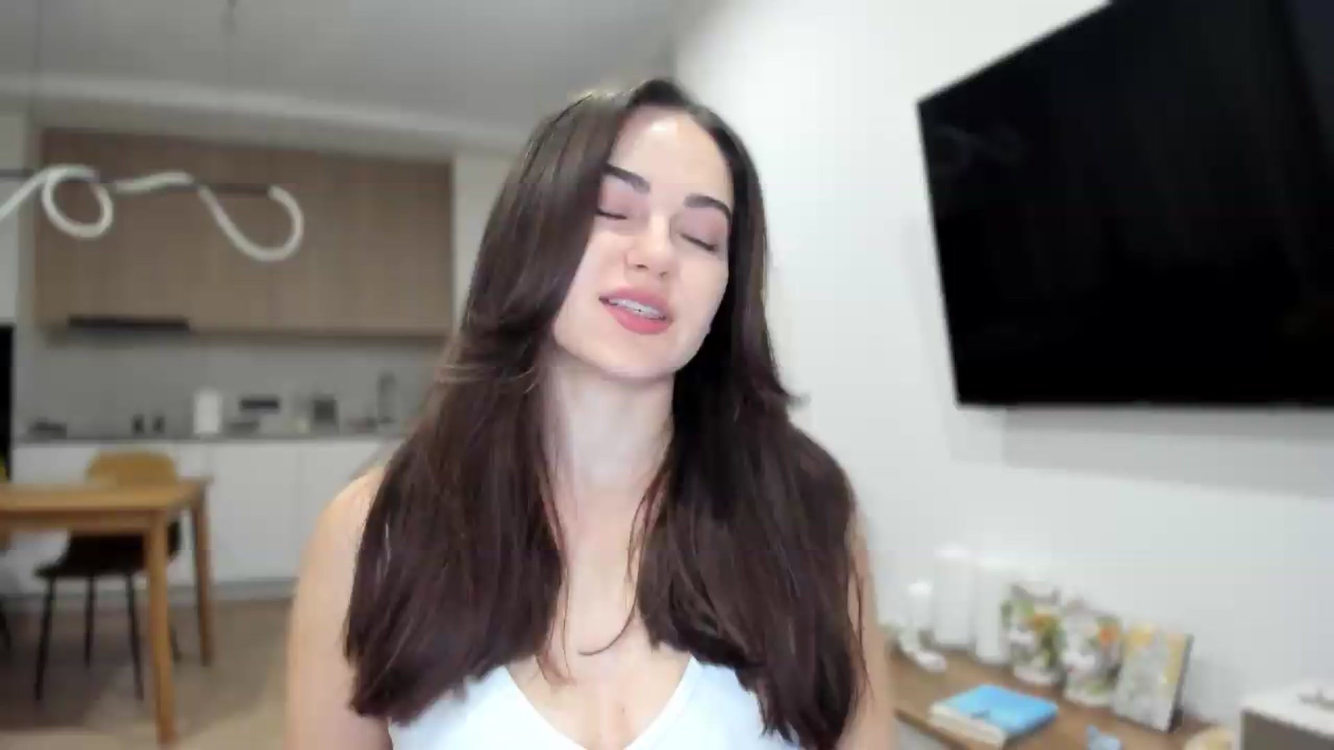 Gallery image thumbnail from BeeTheQueen's myfreecams stream on, 08/24/2026, 18:22 image 17 of 20