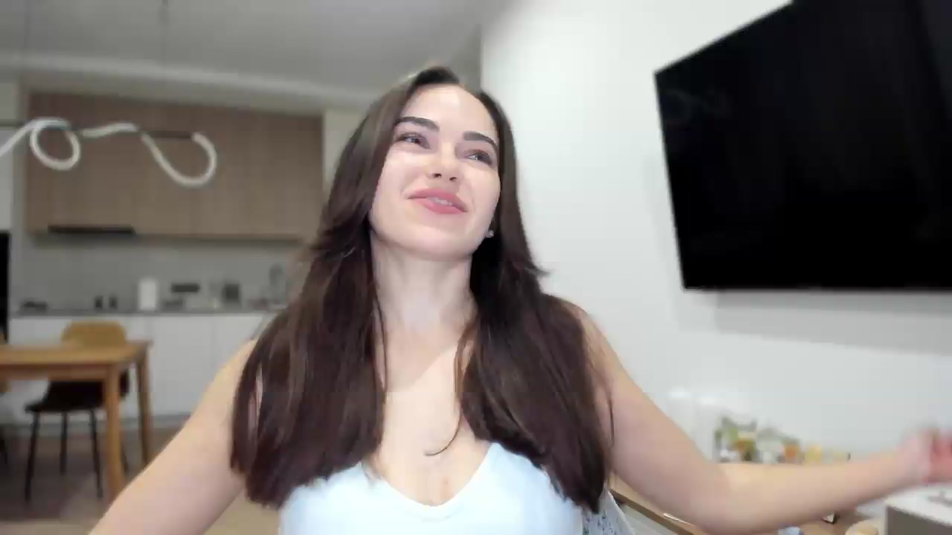 Gallery image thumbnail from BeeTheQueen's myfreecams stream on, 08/24/2026, 18:22 image 16 of 20