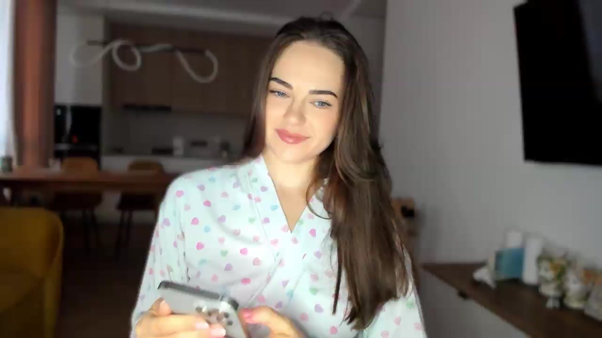 Gallery image thumbnail from BeeTheQueen's myfreecams stream on, 08/25/2026, 17:19 image 14 of 20