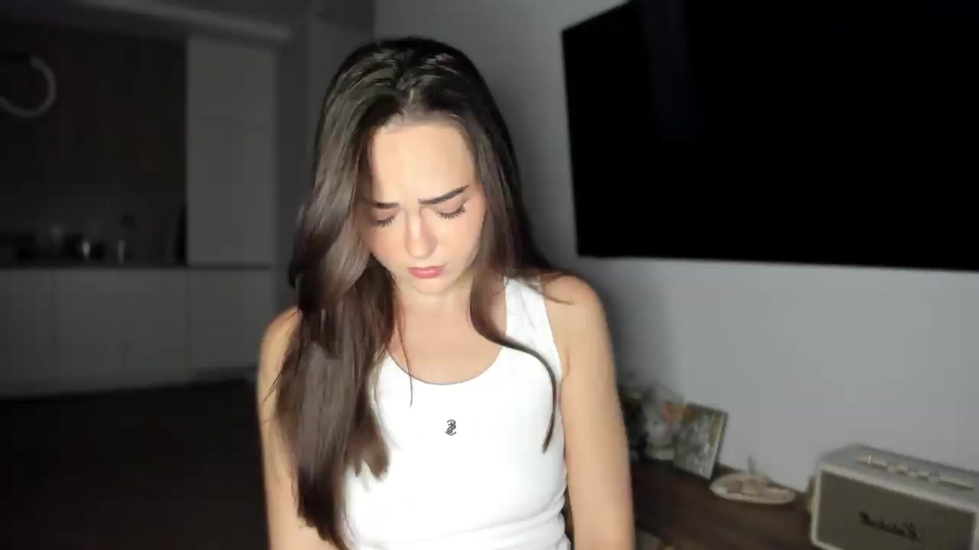 Gallery image thumbnail from BeeTheQueen's myfreecams stream on, 08/26/2026, 17:56 image 13 of 20