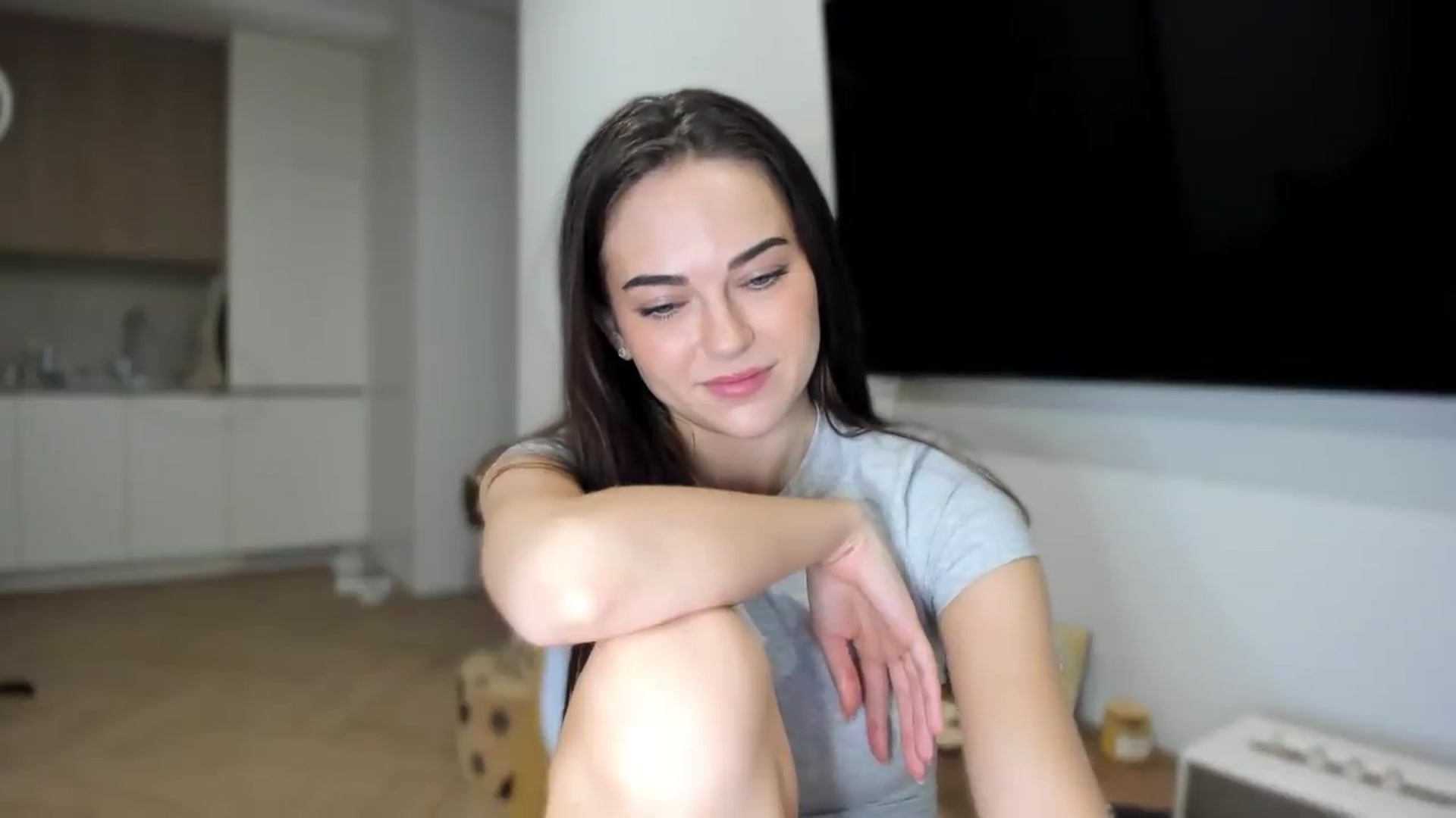 Gallery image thumbnail from BeeTheQueen's myfreecams stream on, 09/02/2026, 19:49 image 9 of 20