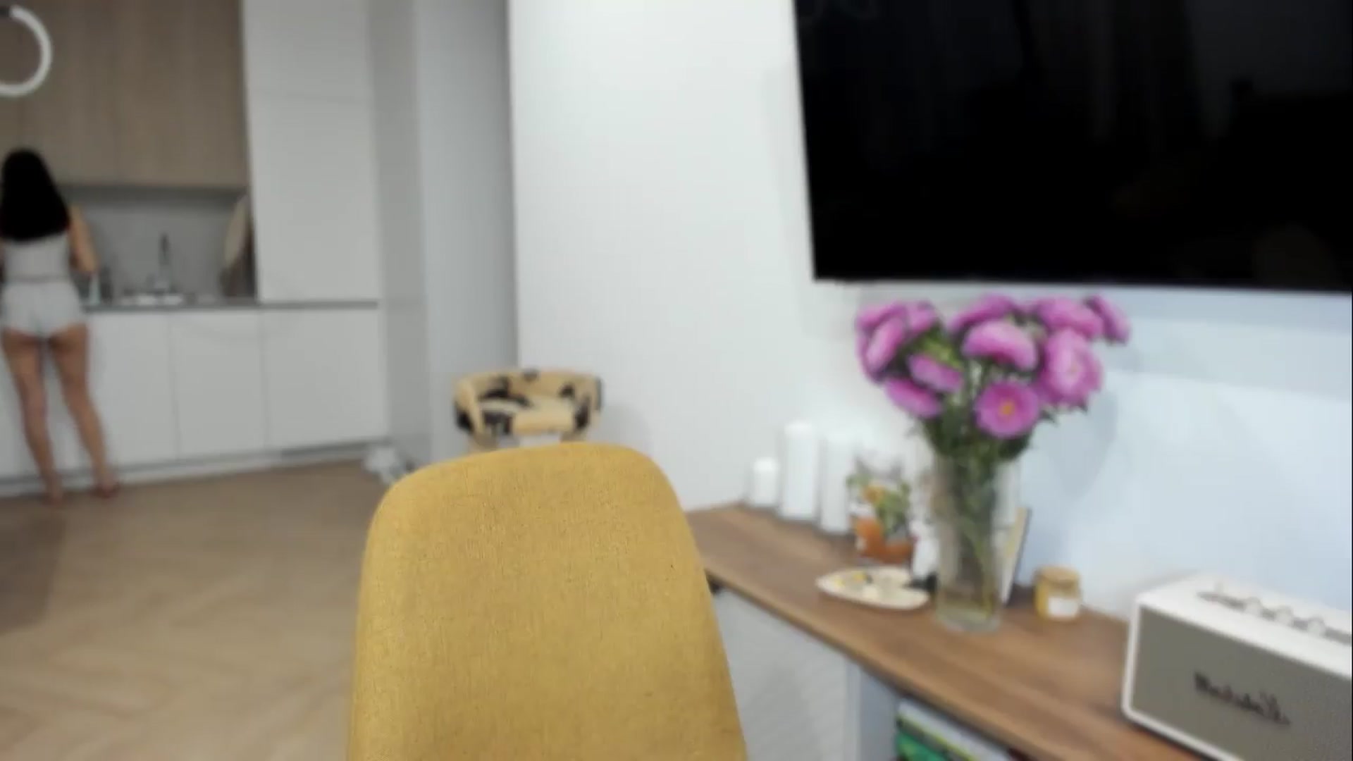 Gallery image thumbnail from BeeTheQueen's myfreecams stream on, 09/07/2026, 18:06 image 13 of 20