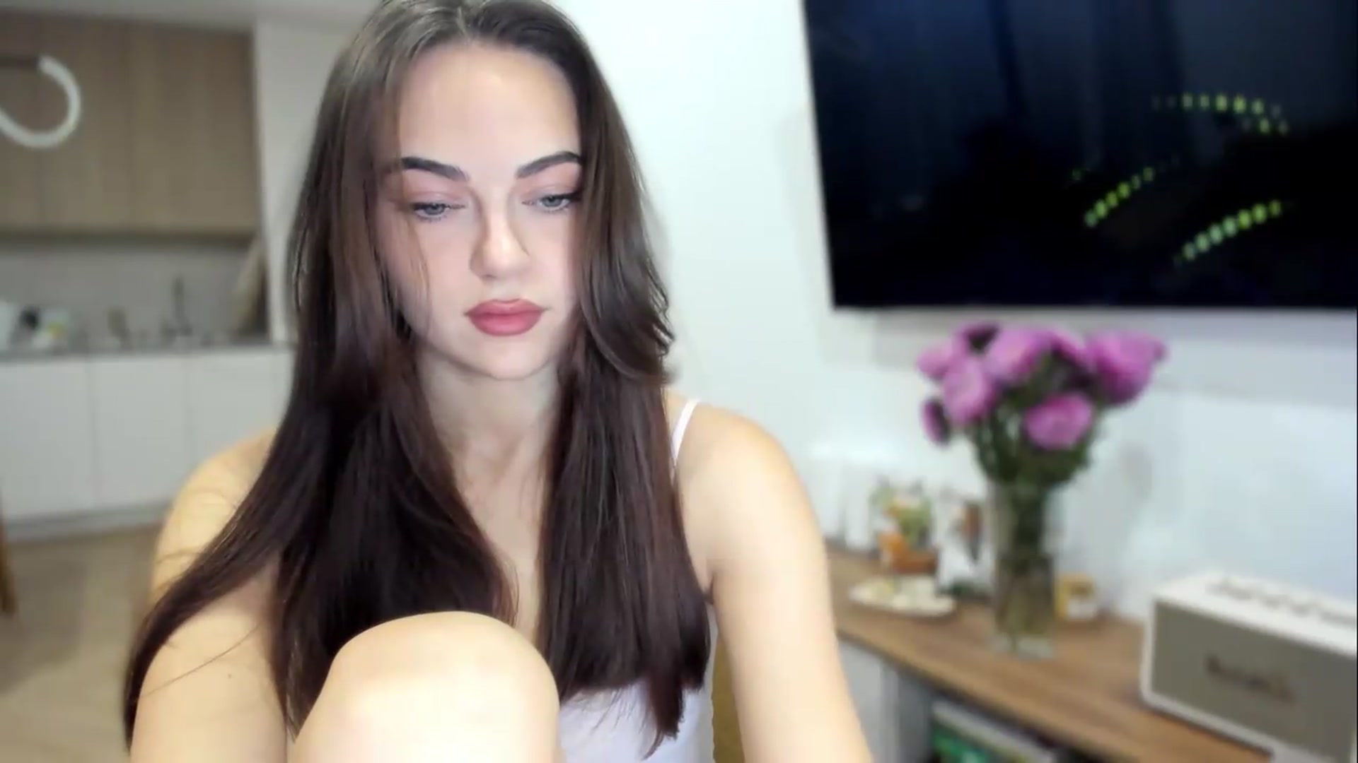 Gallery image thumbnail from BeeTheQueen's myfreecams stream on, 09/08/2026, 17:48 image 3 of 20