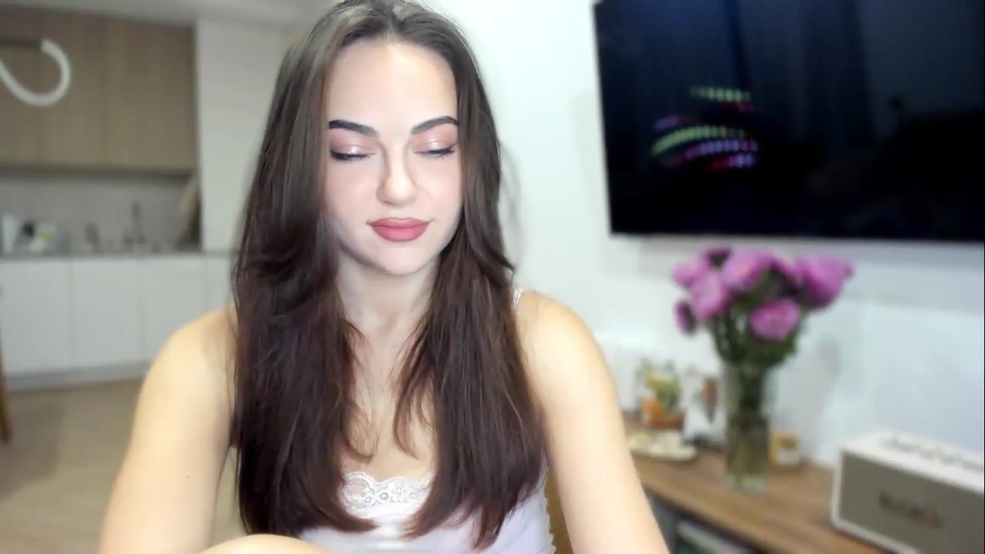 Gallery image thumbnail from BeeTheQueen's myfreecams stream on, 09/08/2026, 17:48 image 18 of 20