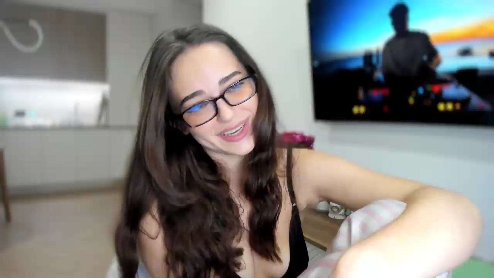 Gallery image thumbnail from BeeTheQueen's myfreecams stream on, 09/11/2026, 21:07 image 16 of 20