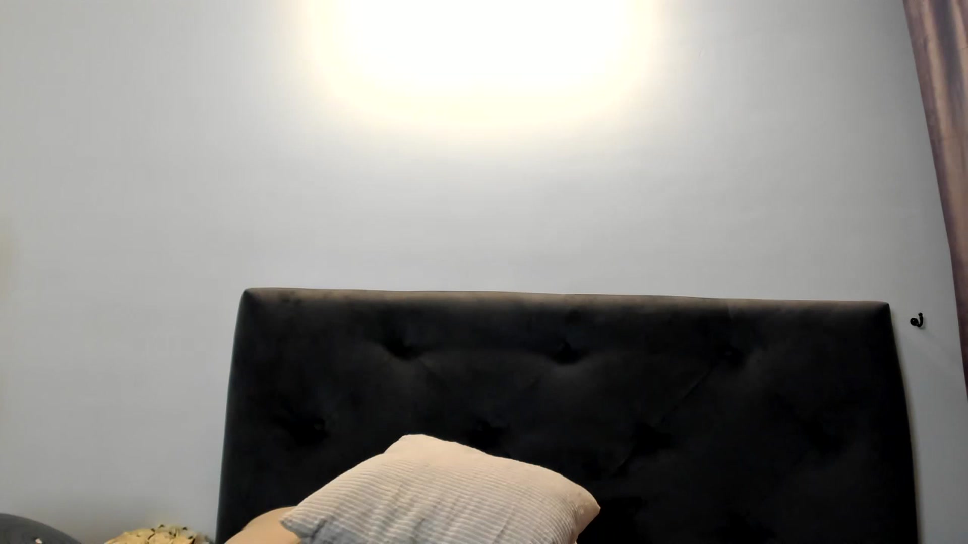 Gallery image thumbnail from Bee_Bee's myfreecams stream on, 11/19/2022, 22:30 image 11 of 20
