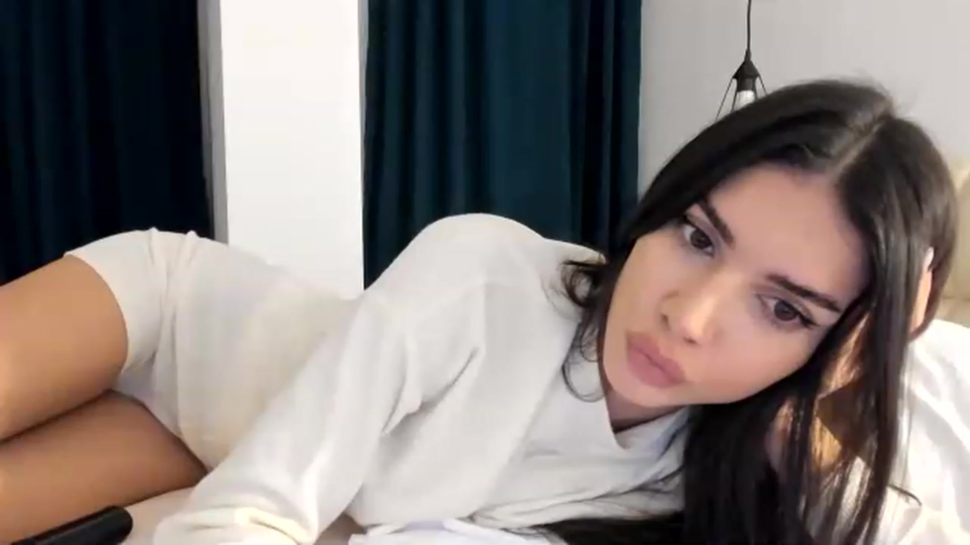 Gallery image thumbnail from Bee_Bee's myfreecams stream on, 12/08/2022, 21:13 image 9 of 20