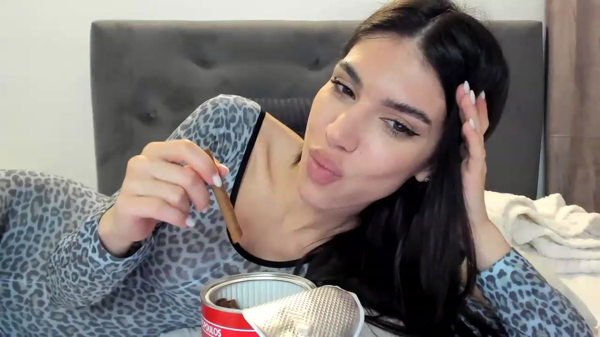 Gallery image thumbnail from Bee_Bee's myfreecams stream on, 01/02/2023, 24:02 image 12 of 20