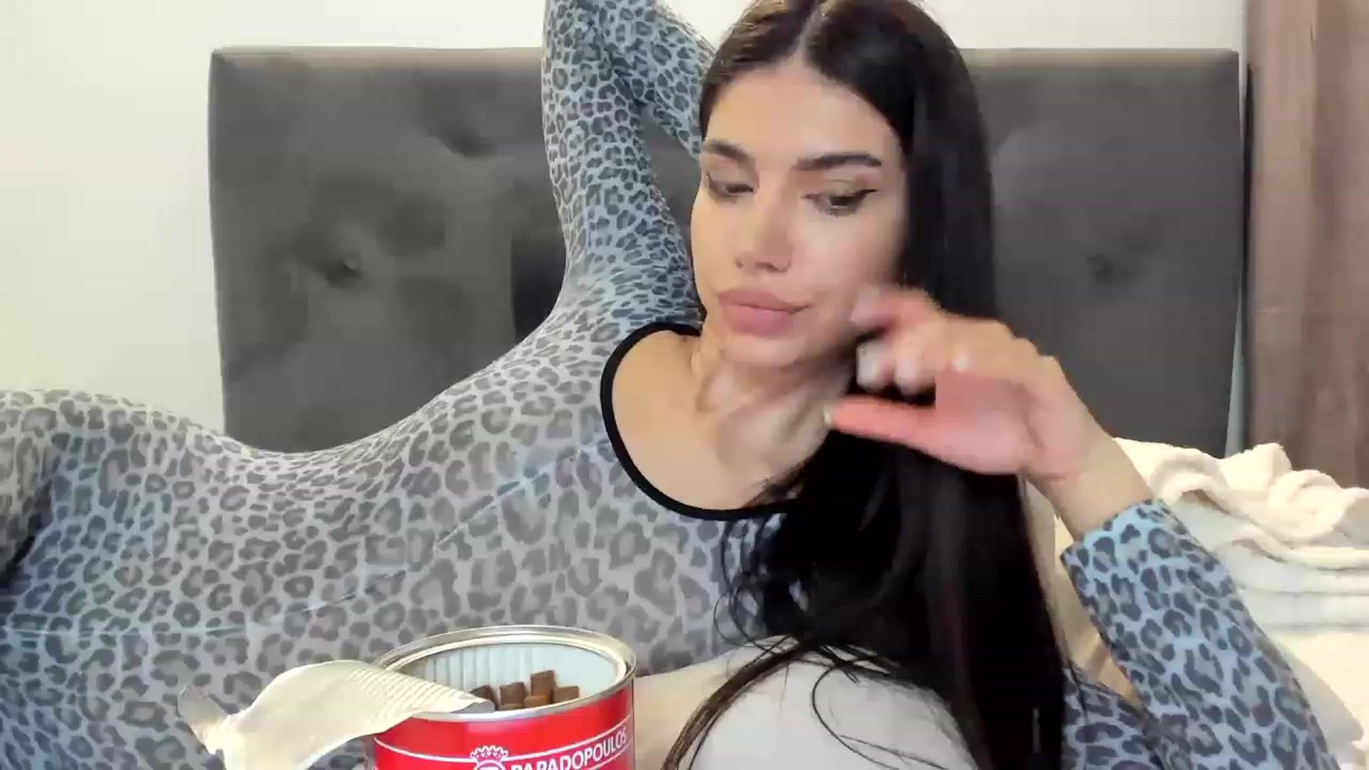Gallery image thumbnail from Bee_Bee's myfreecams stream on, 01/02/2023, 24:02 image 13 of 20