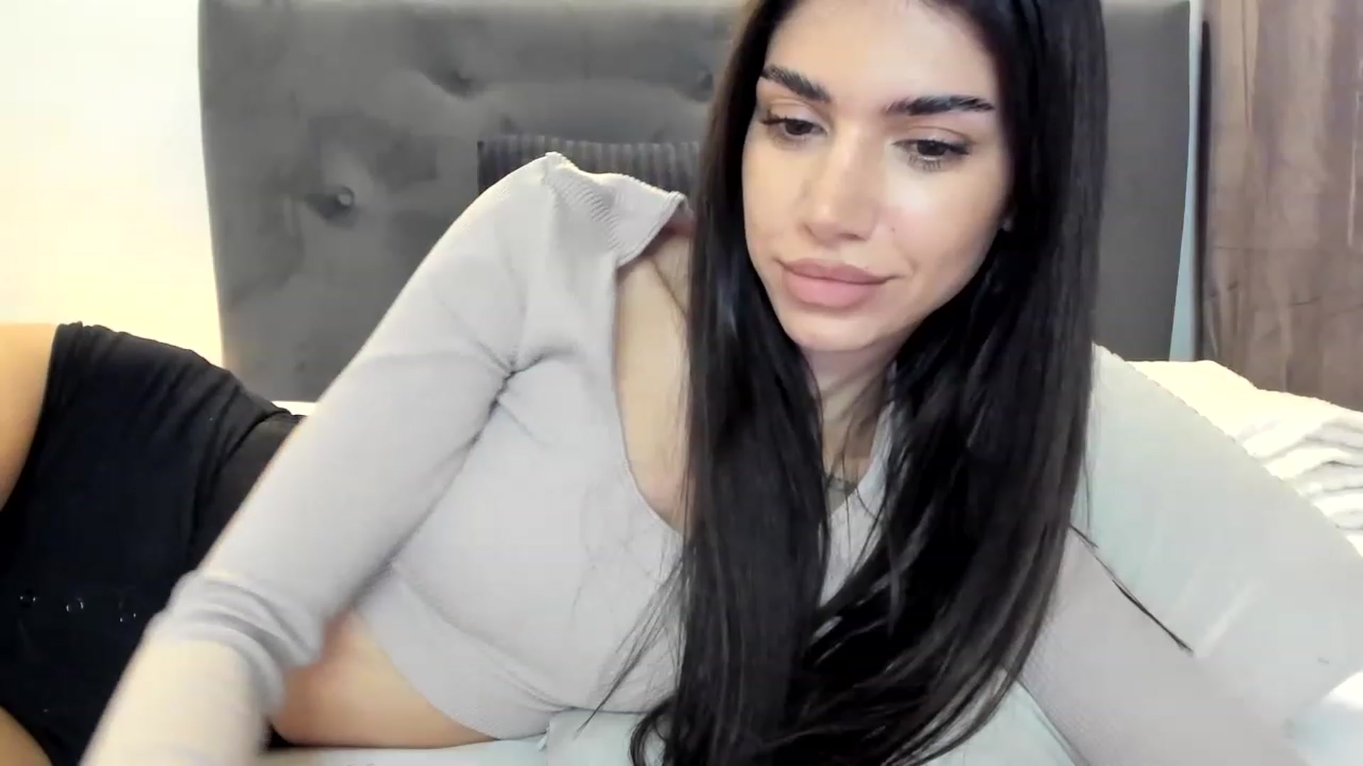 Gallery image thumbnail from Bee_Bee's myfreecams stream on, 01/02/2023, 21:37 image 12 of 20