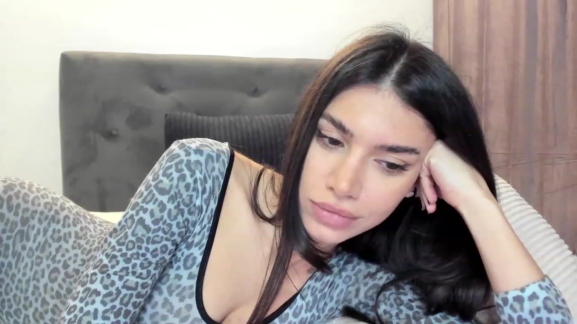 Gallery image thumbnail from Bee_Bee's myfreecams stream on, 01/05/2023, 23:28 image 4 of 20