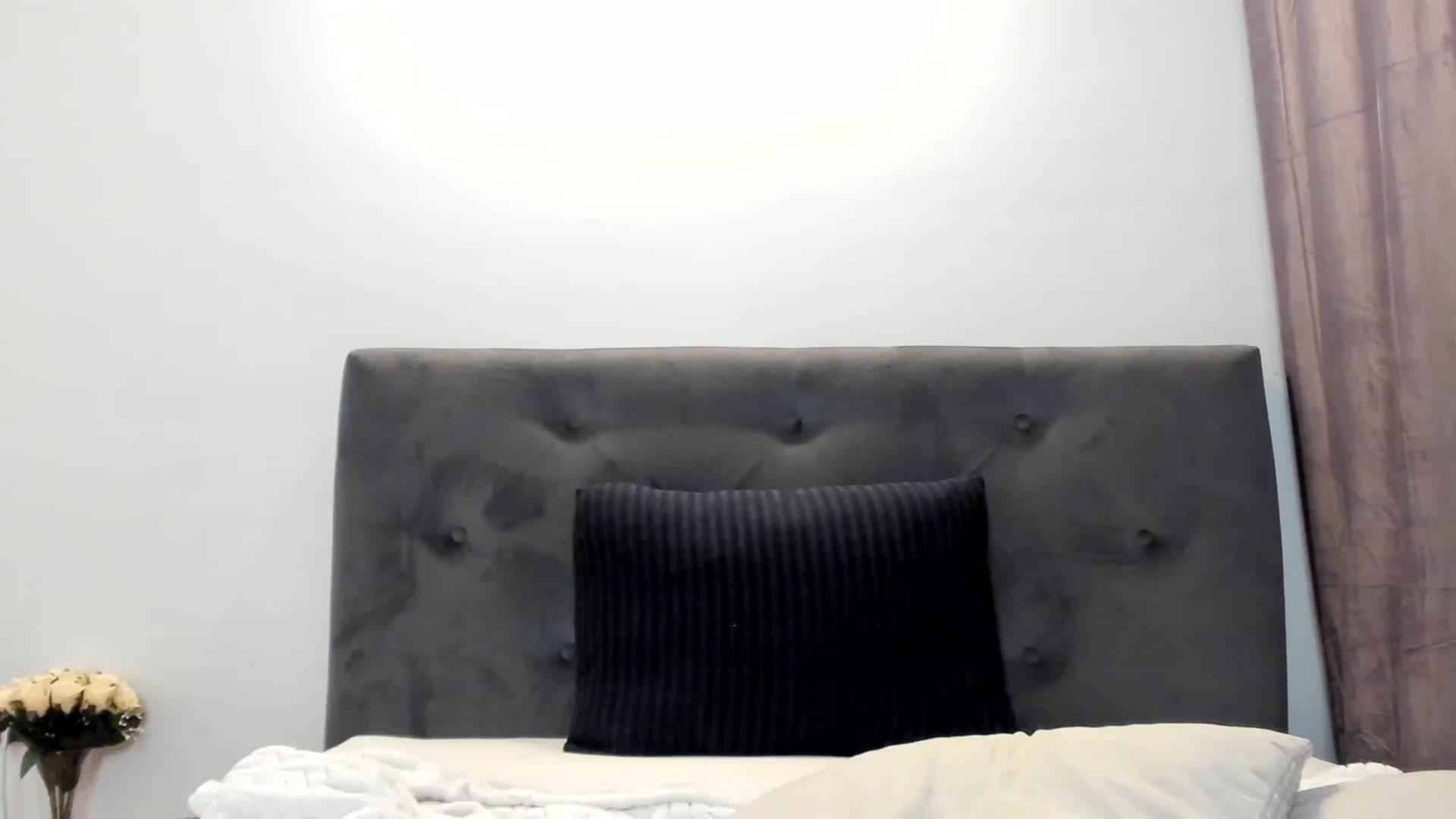 Gallery image thumbnail from Bee_Bee's myfreecams stream on, 01/07/2023, 22:07 image 5 of 20