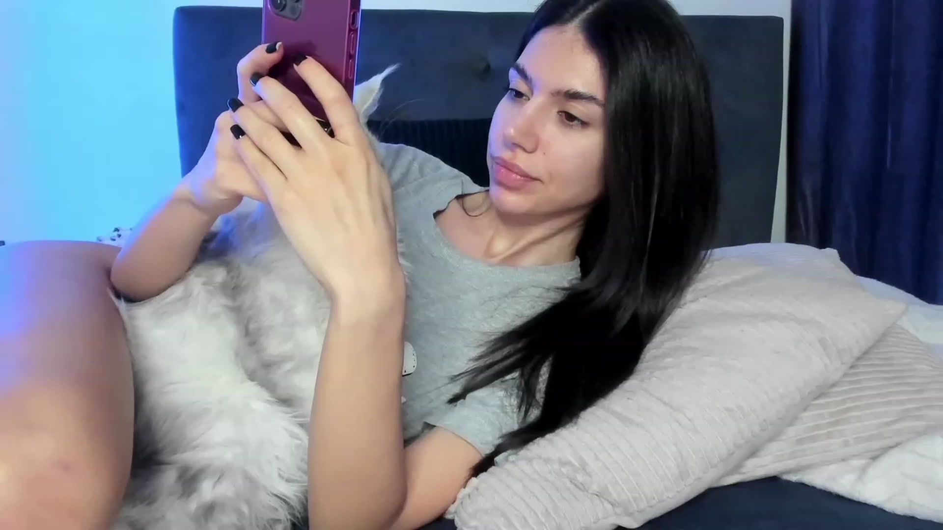 Gallery image thumbnail from Bee_Bee's myfreecams stream on, 01/17/2023, 22:13 image 13 of 20
