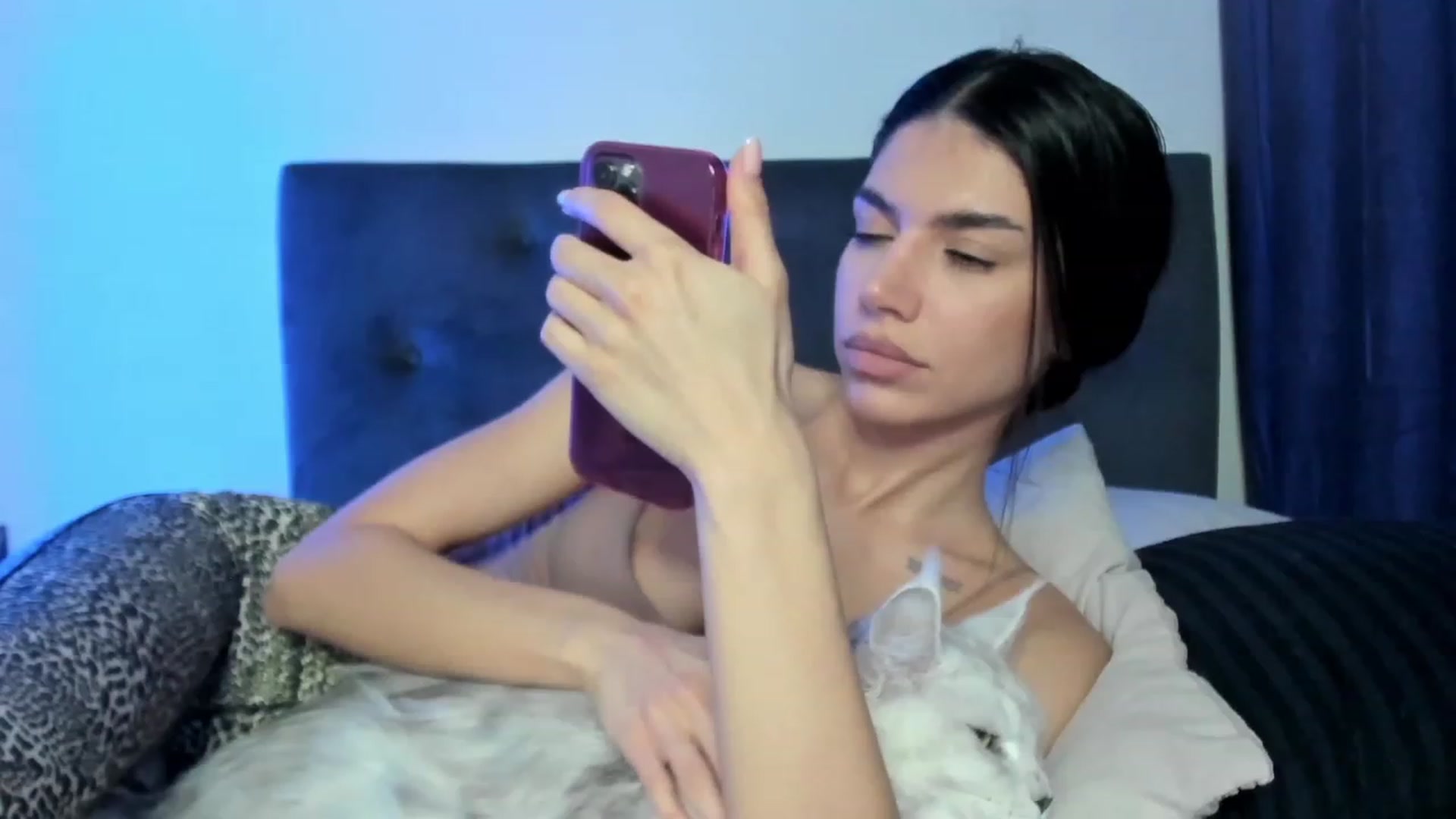 Gallery image thumbnail from Bee_Bee's myfreecams stream on, 01/21/2023, 22:35 image 3 of 20