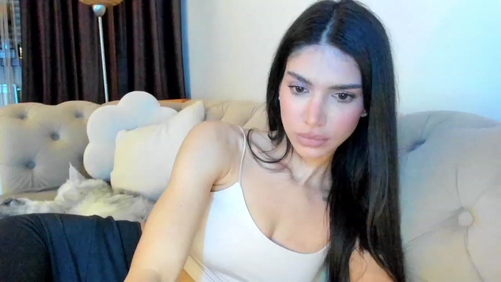 Gallery image thumbnail from Bee_Bee's myfreecams stream on, 01/28/2023, 22:37 image 5 of 20