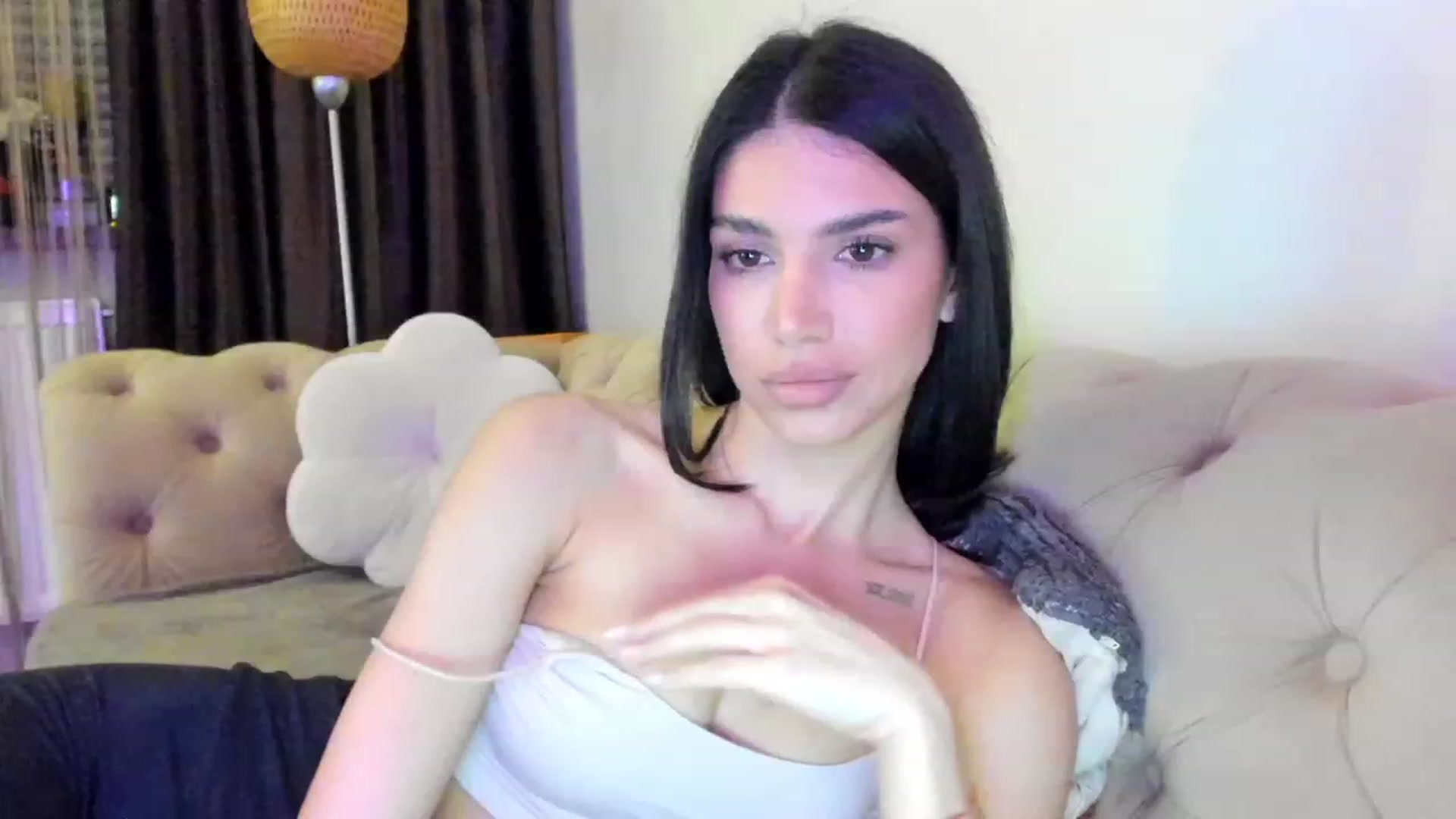 Gallery image thumbnail from Bee_Bee's myfreecams stream on, 01/28/2023, 22:37 image 19 of 20
