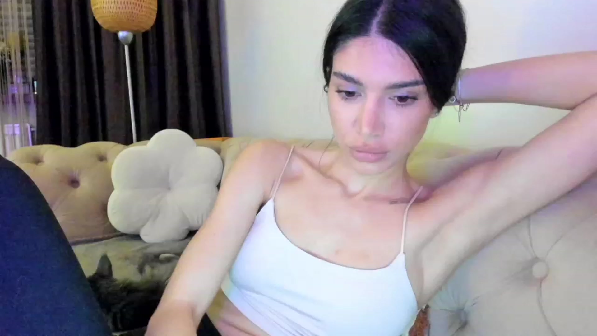 Gallery image thumbnail from Bee_Bee's myfreecams stream on, 01/28/2023, 23:05 image 15 of 20