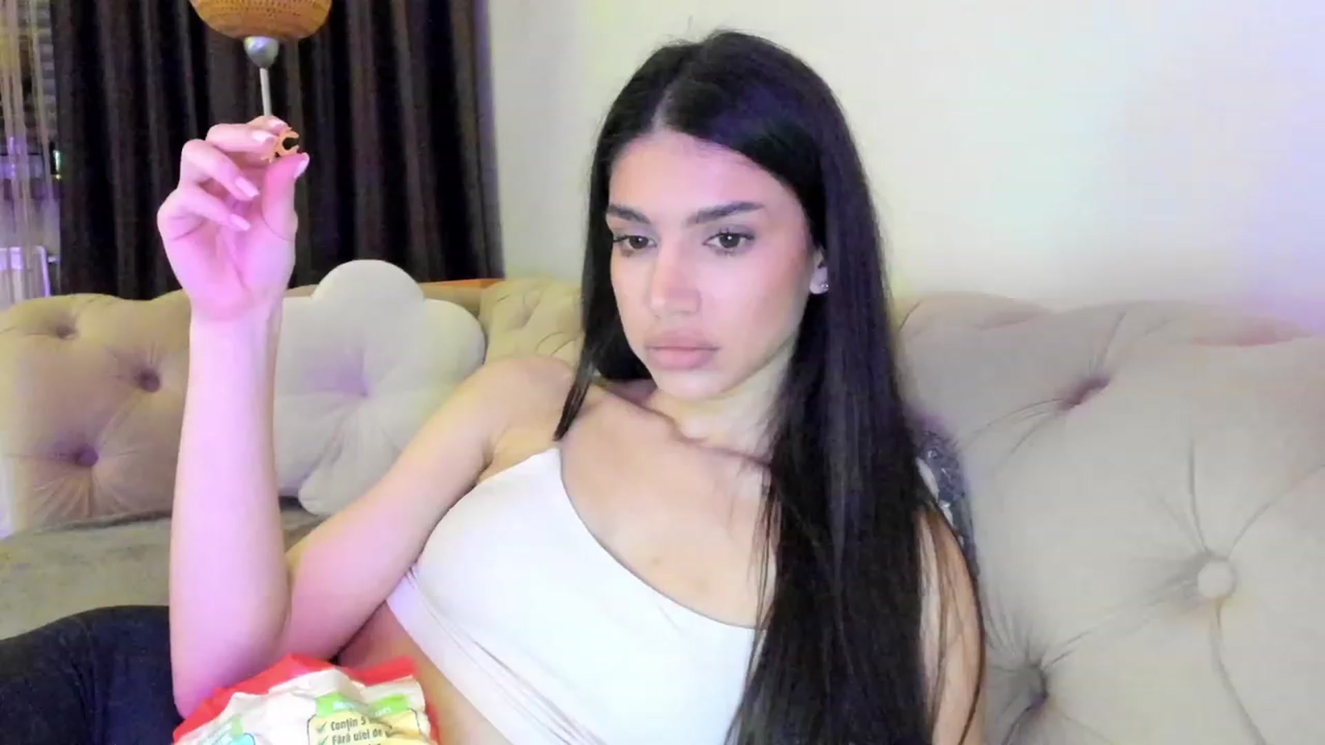 Gallery image thumbnail from Bee_Bee's myfreecams stream on, 01/28/2023, 23:56 image 10 of 20
