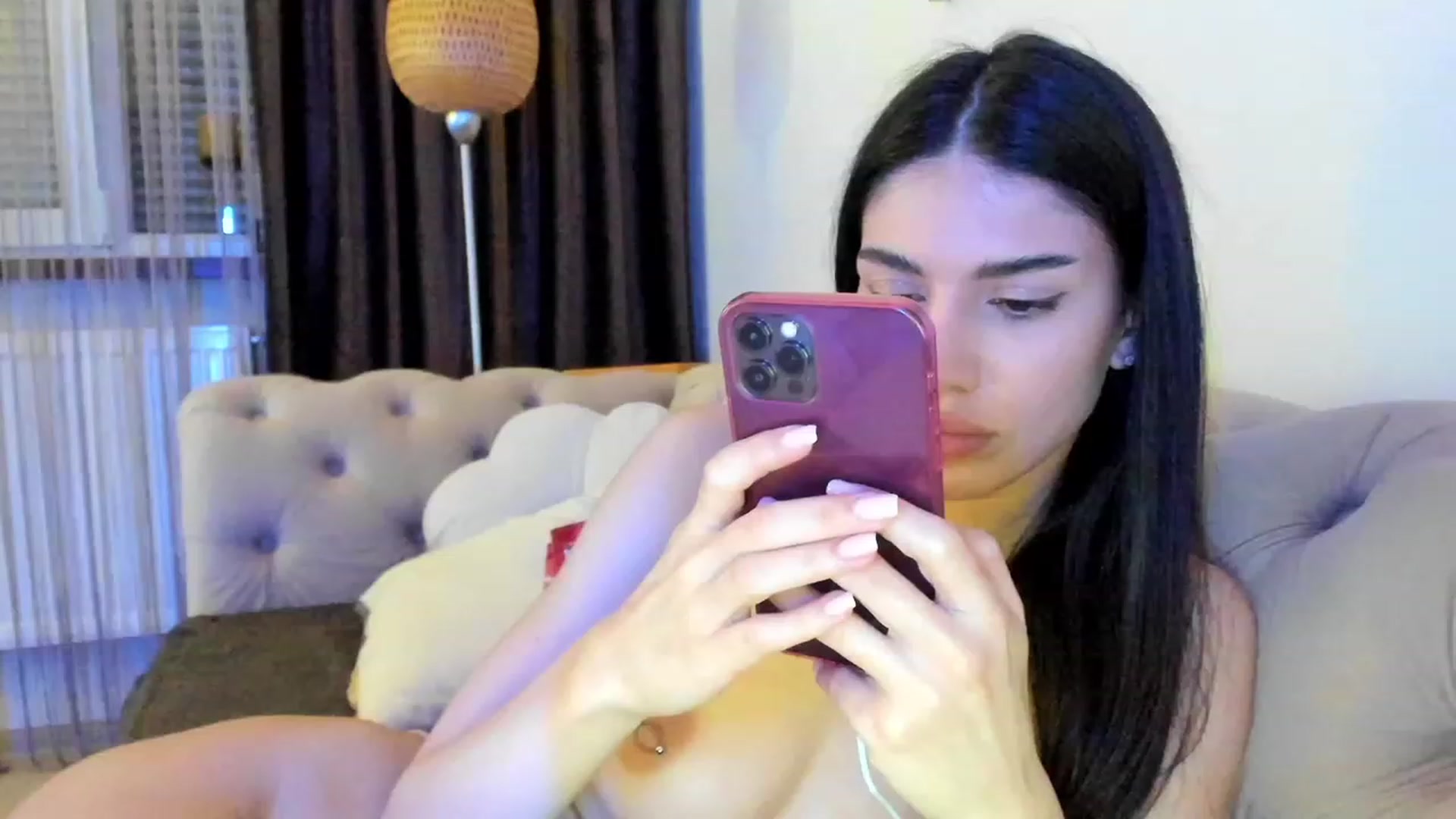 Gallery image thumbnail from Bee_Bee's myfreecams stream on, 01/31/2023, 24:27 image 10 of 20