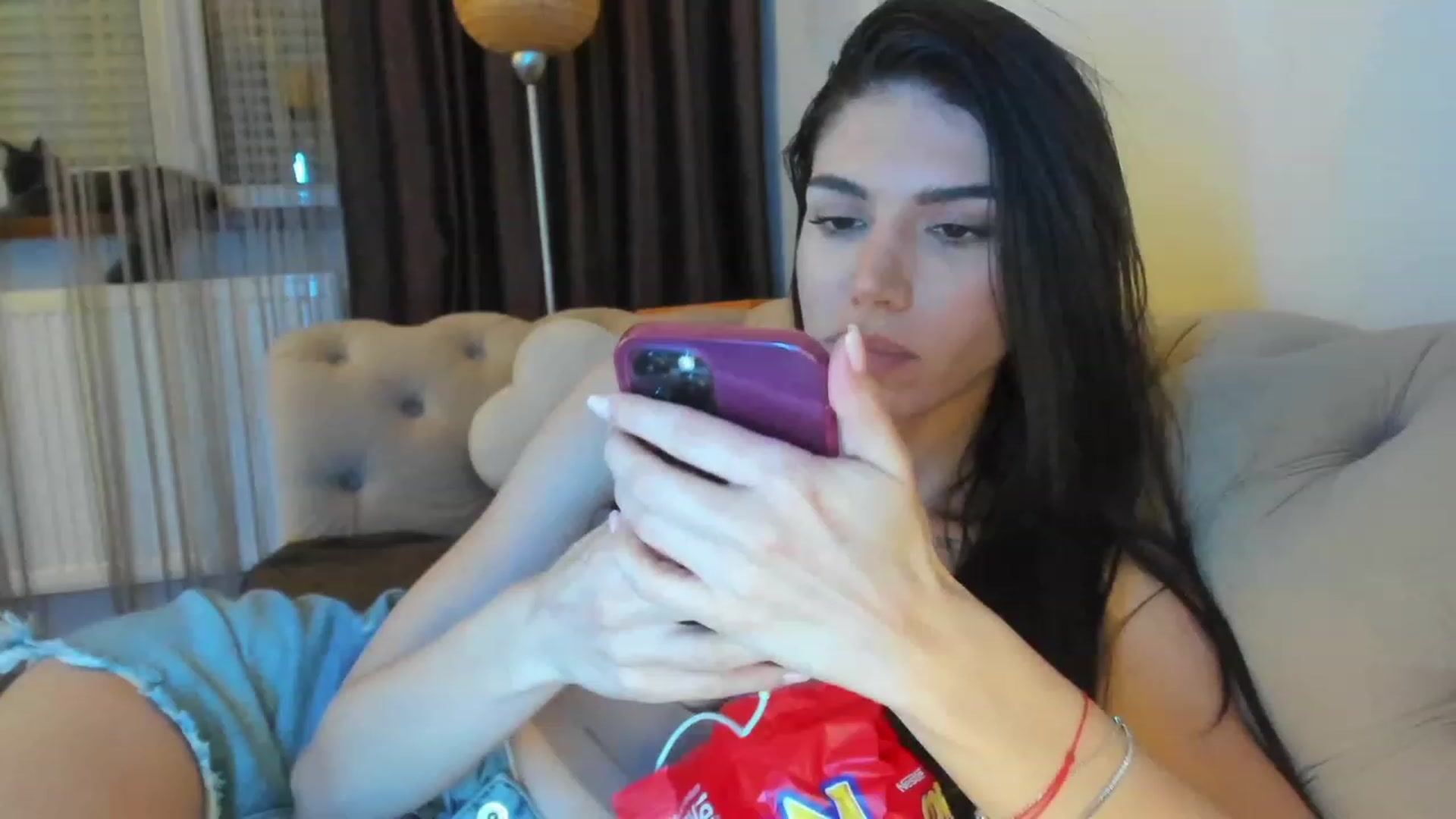 Gallery image thumbnail from Bee_Bee's myfreecams stream on, 01/31/2023, 23:17 image 13 of 20