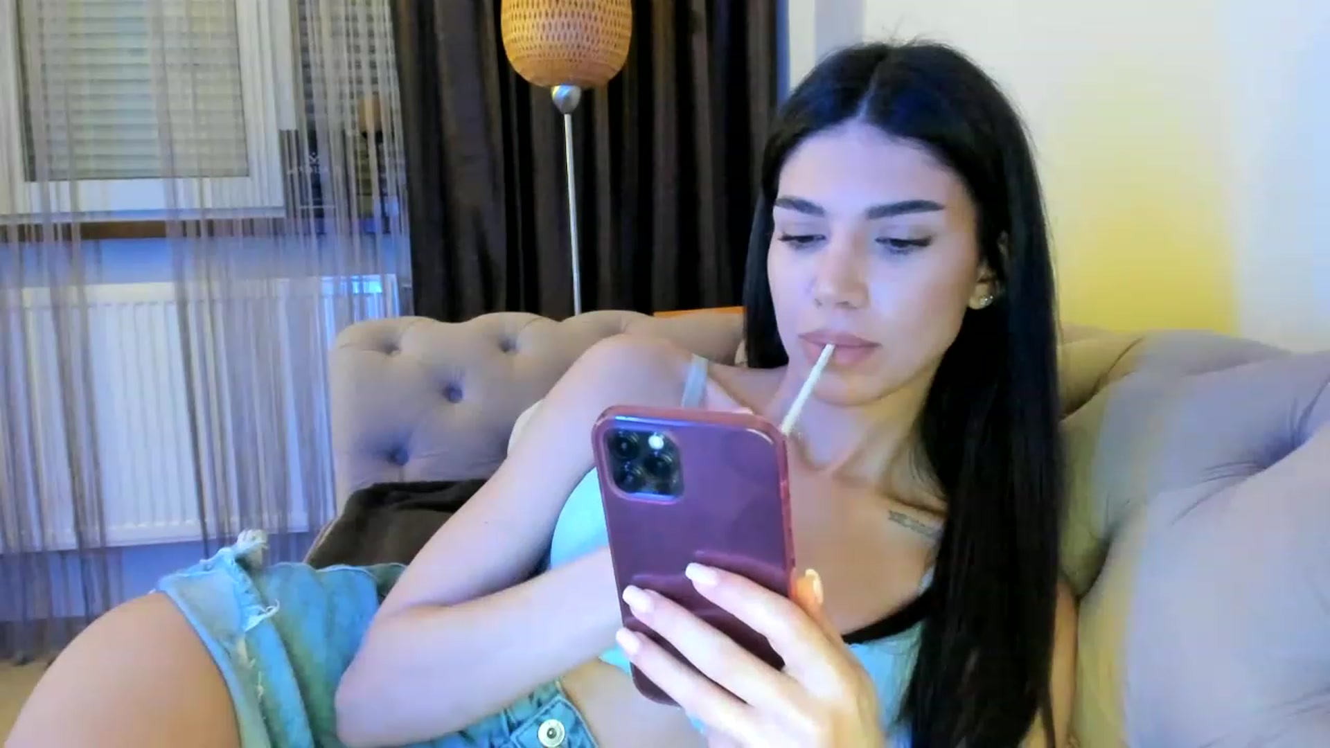 Gallery image thumbnail from Bee_Bee's myfreecams stream on, 02/01/2023, 22:06 image 14 of 20