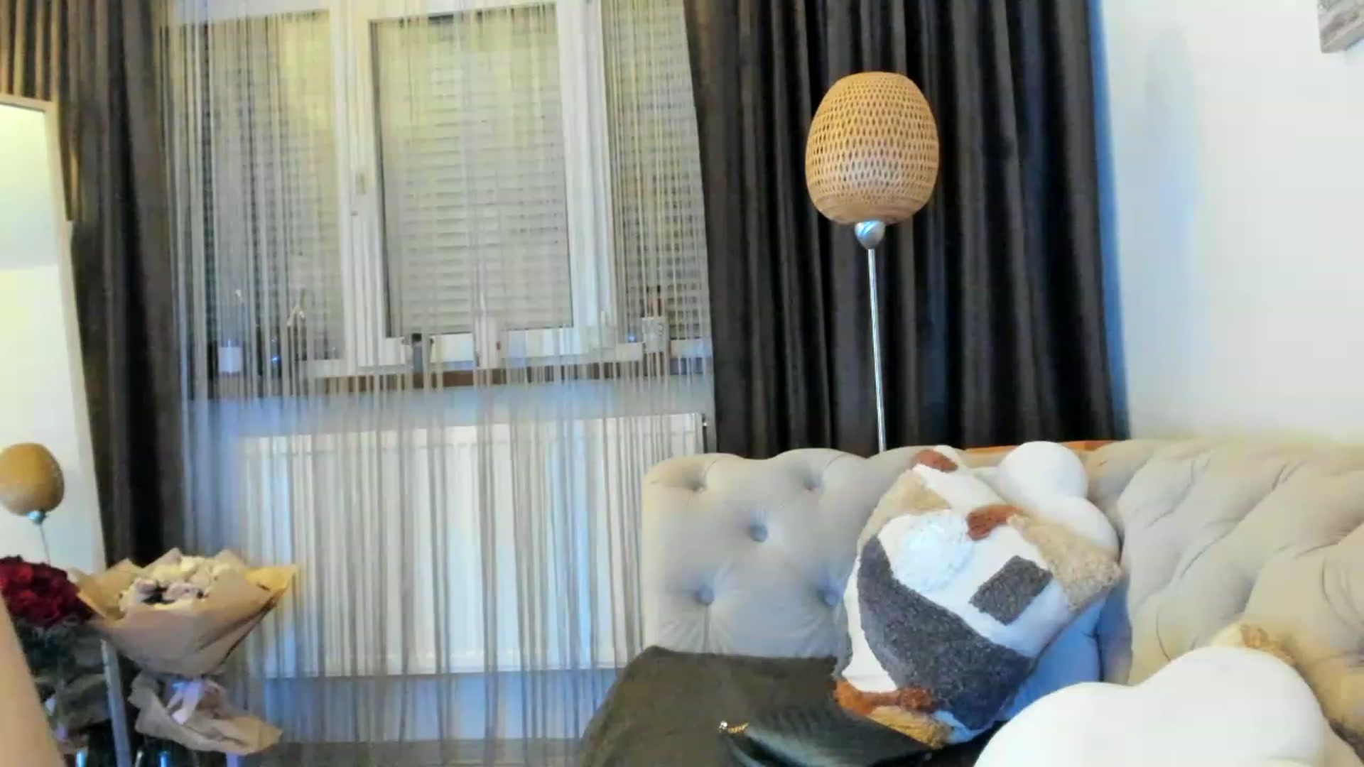 Gallery image thumbnail from Bee_Bee's myfreecams stream on, 02/17/2023, 23:57 image 4 of 20