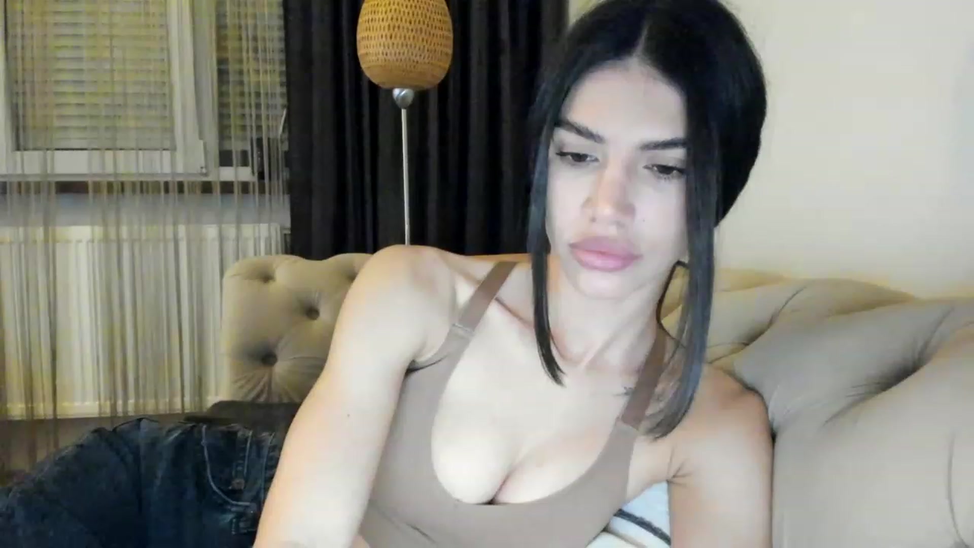 Gallery image thumbnail from Bee_Bee's myfreecams stream on, 02/18/2023, 22:19 image 2 of 20