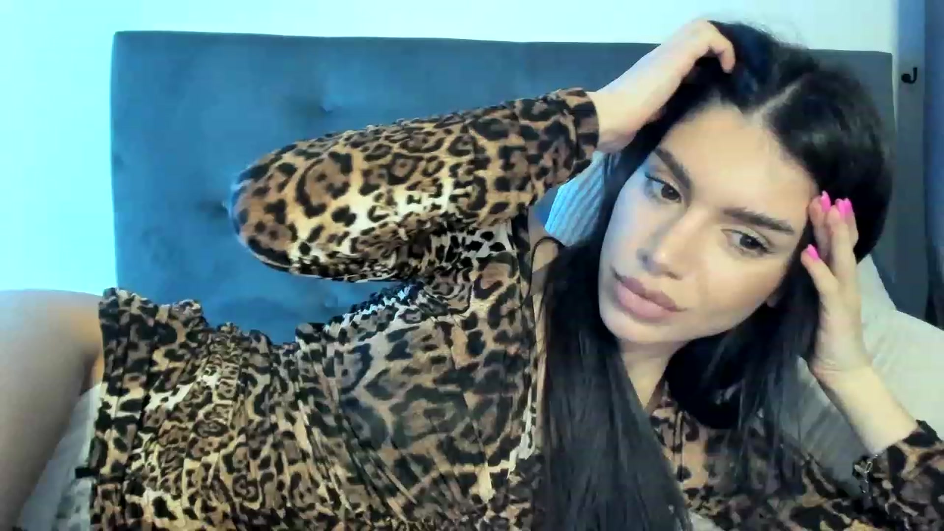Gallery image thumbnail from Bee_Bee's myfreecams stream on, 02/20/2023, 21:59 image 18 of 20