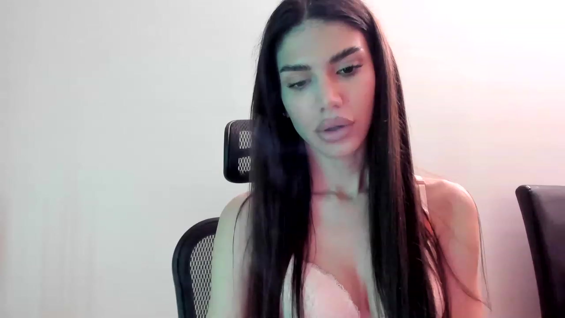 Gallery image thumbnail from Bee_Bee's myfreecams stream on, 02/23/2023, 23:42 image 3 of 20