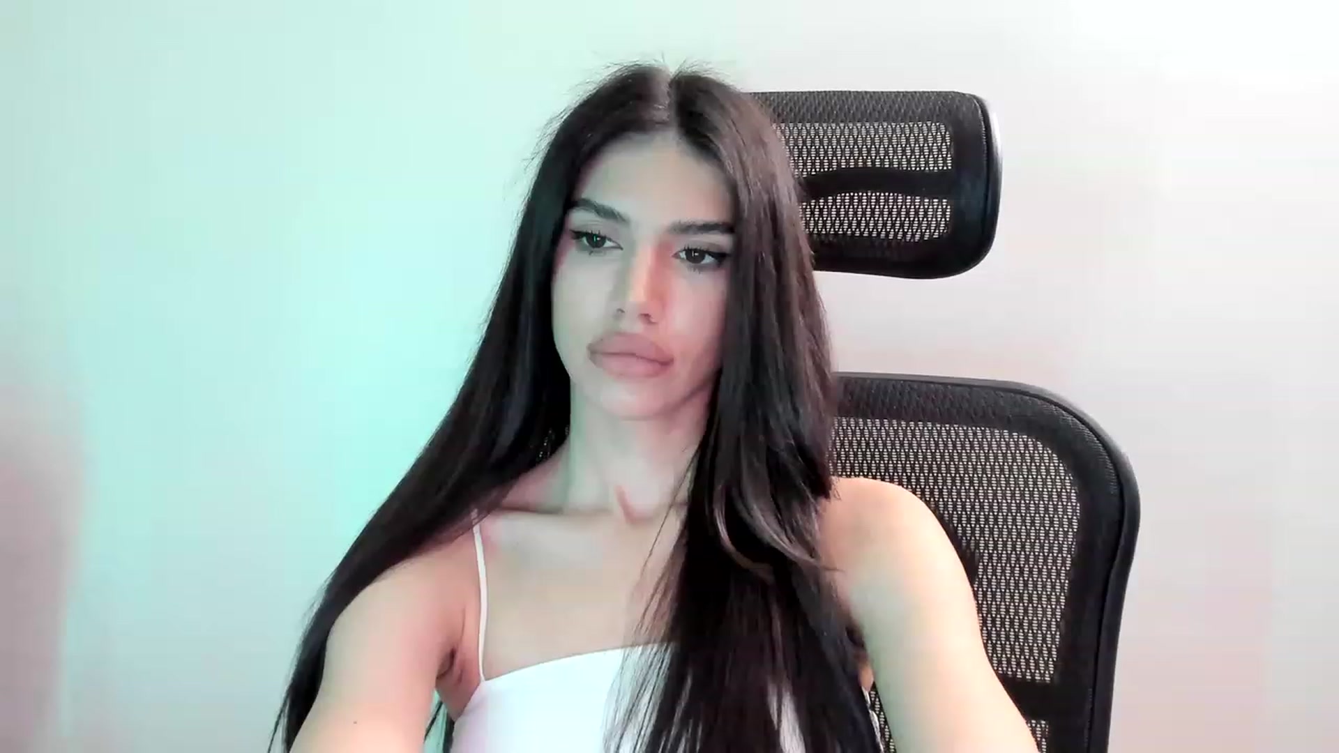 Gallery image thumbnail from Bee_Bee's myfreecams stream on, 02/24/2023, 23:28 image 10 of 20