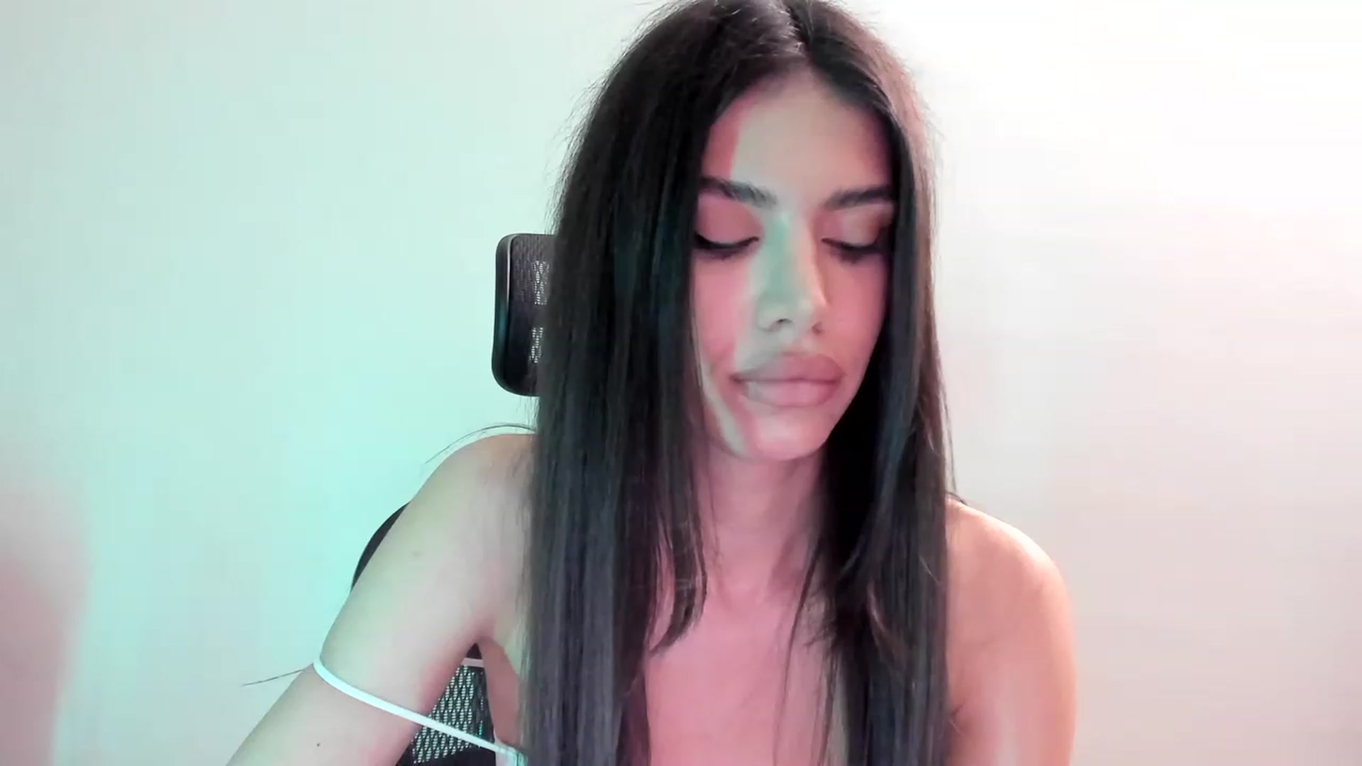 Gallery image thumbnail from Bee_Bee's myfreecams stream on, 02/24/2023, 23:28 image 7 of 20