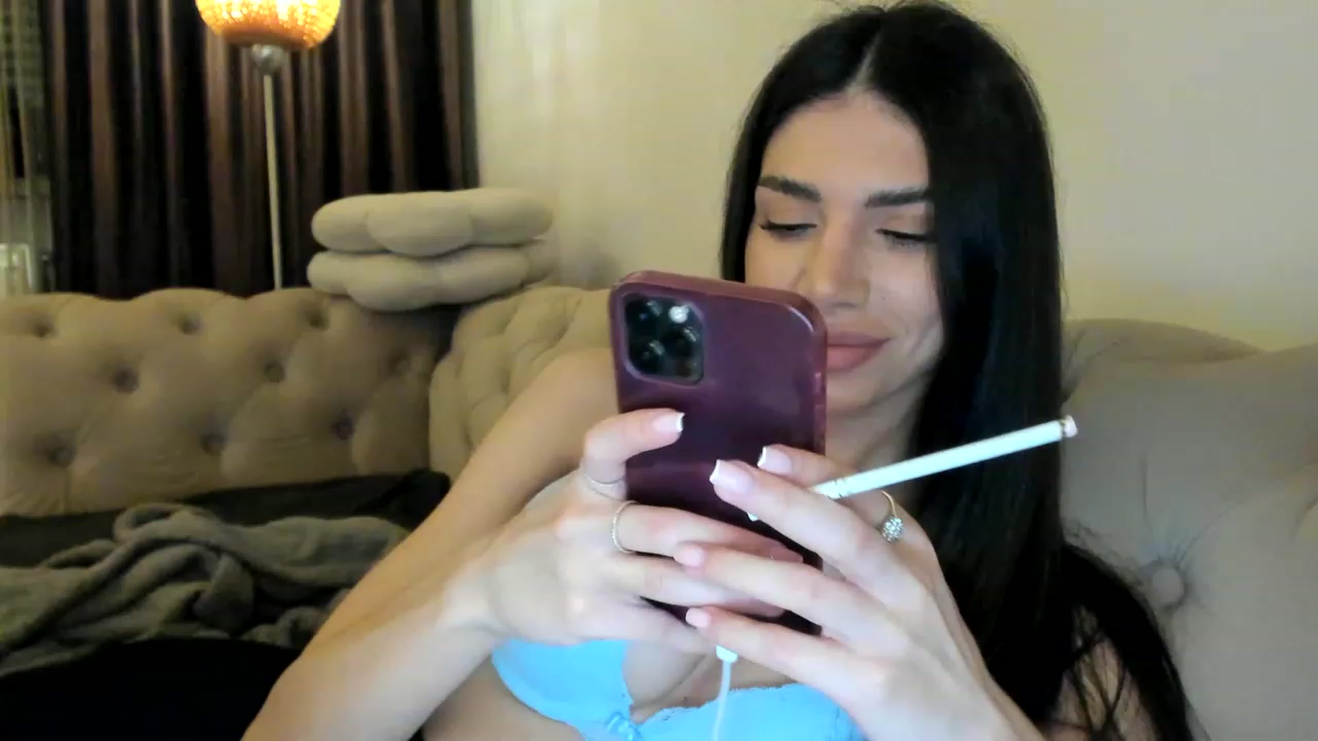 Gallery image thumbnail from Bee_Bee's myfreecams stream on, 03/10/2023, 22:04 image 5 of 20