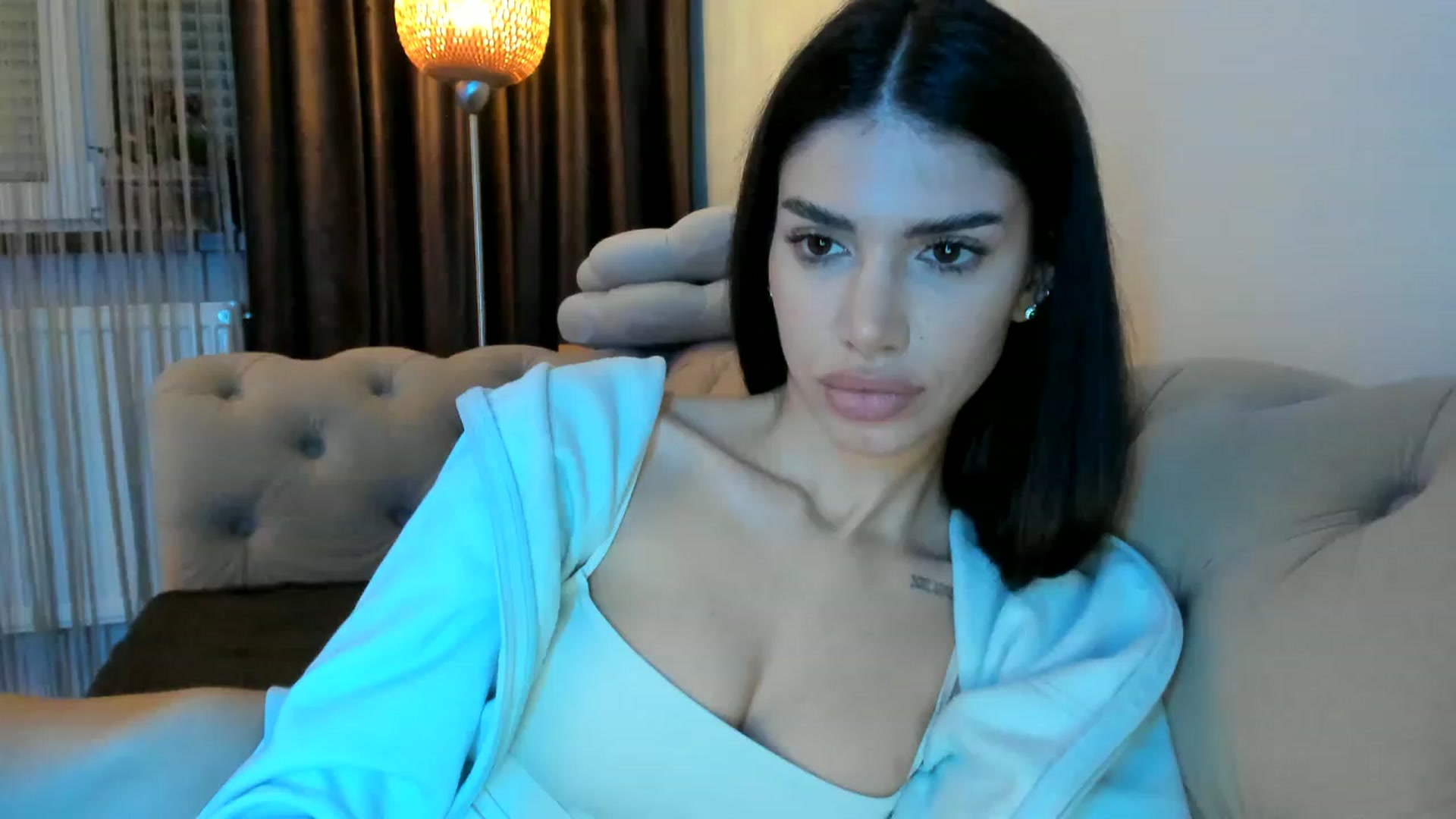 Gallery image thumbnail from Bee_Bee's myfreecams stream on, 03/11/2023, 22:23 image 13 of 20