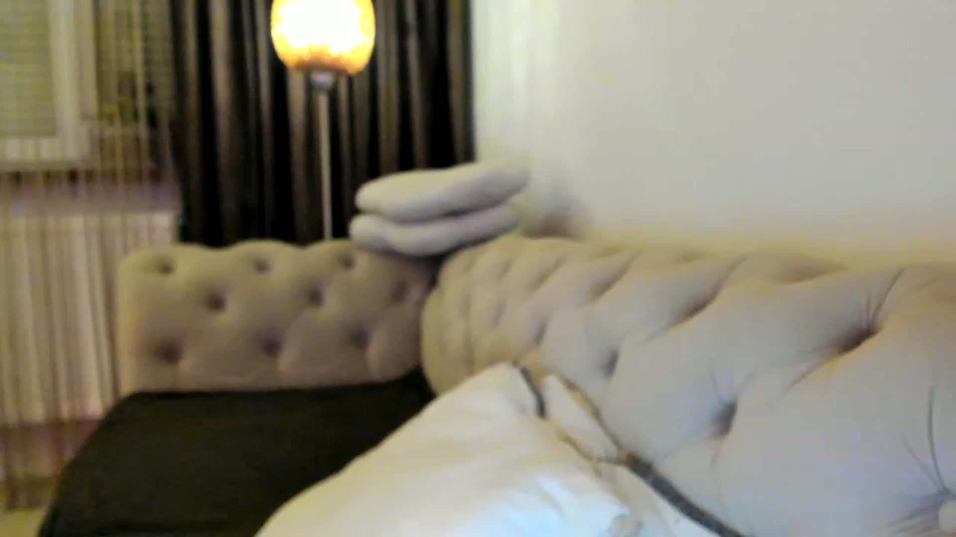 Gallery image thumbnail from Bee_Bee's myfreecams stream on, 03/11/2023, 22:23 image 6 of 20