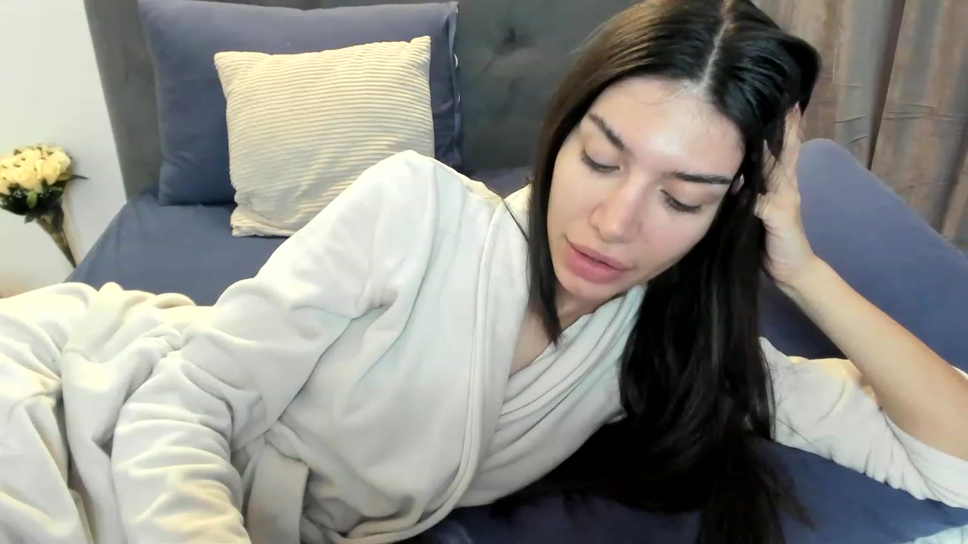 Gallery image thumbnail from Bee_Bee's myfreecams stream on, 03/14/2023, 22:19 image 17 of 20