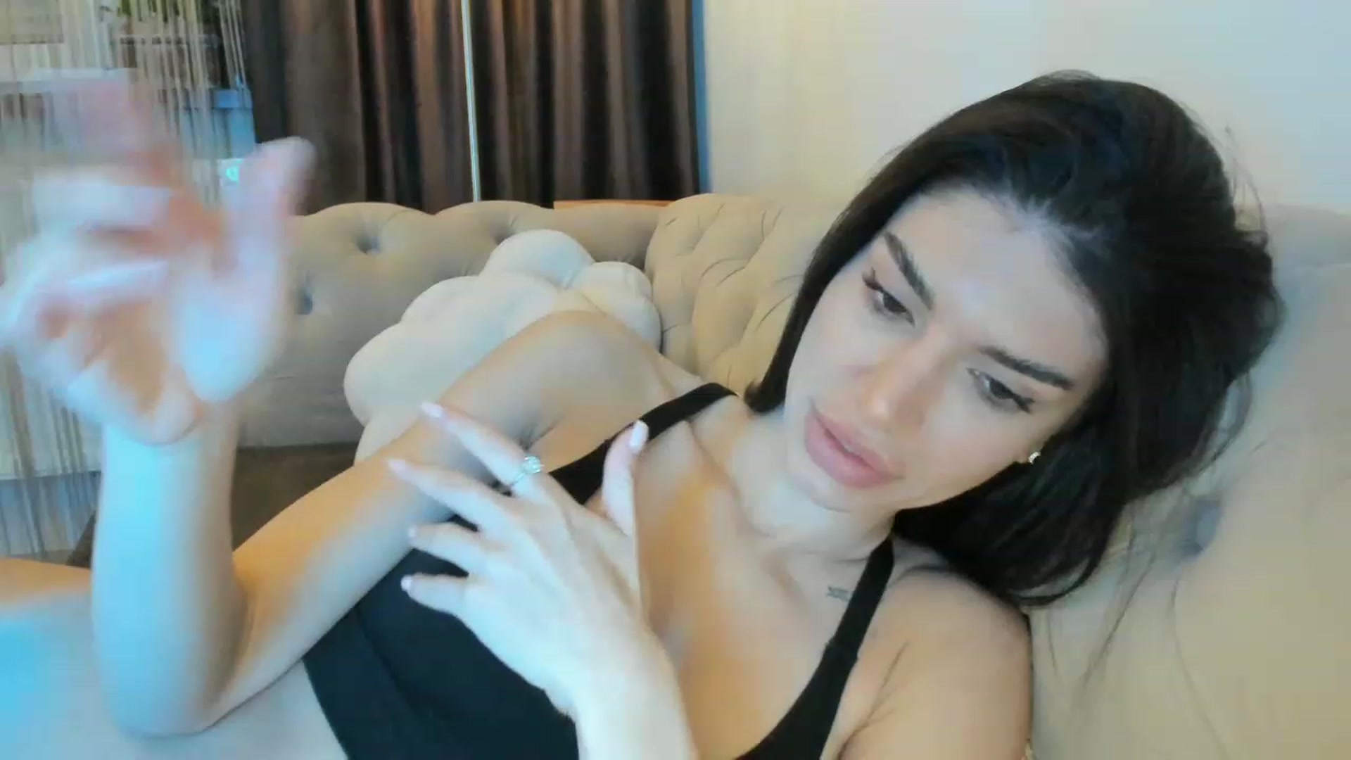 Gallery image thumbnail from Bee_Bee's myfreecams stream on, 03/17/2023, 24:24 image 8 of 20