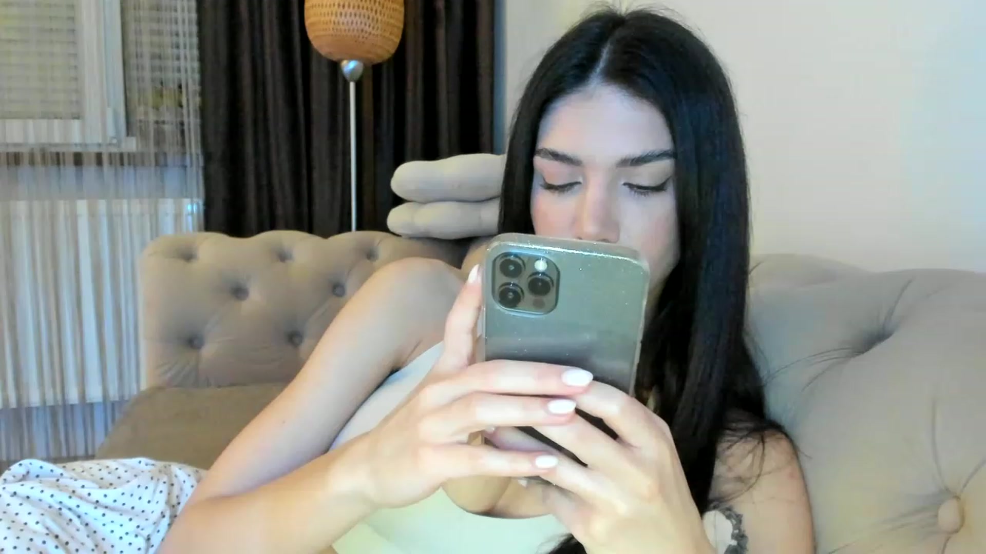 Gallery image thumbnail from Bee_Bee's myfreecams stream on, 03/24/2023, 21:27 image 10 of 20