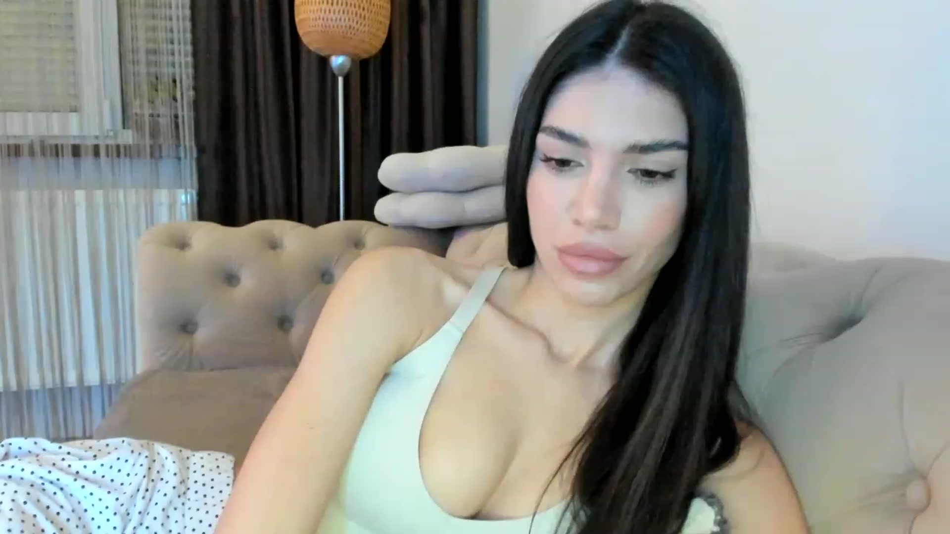 Gallery image thumbnail from Bee_Bee's myfreecams stream on, 03/24/2023, 21:27 image 16 of 20
