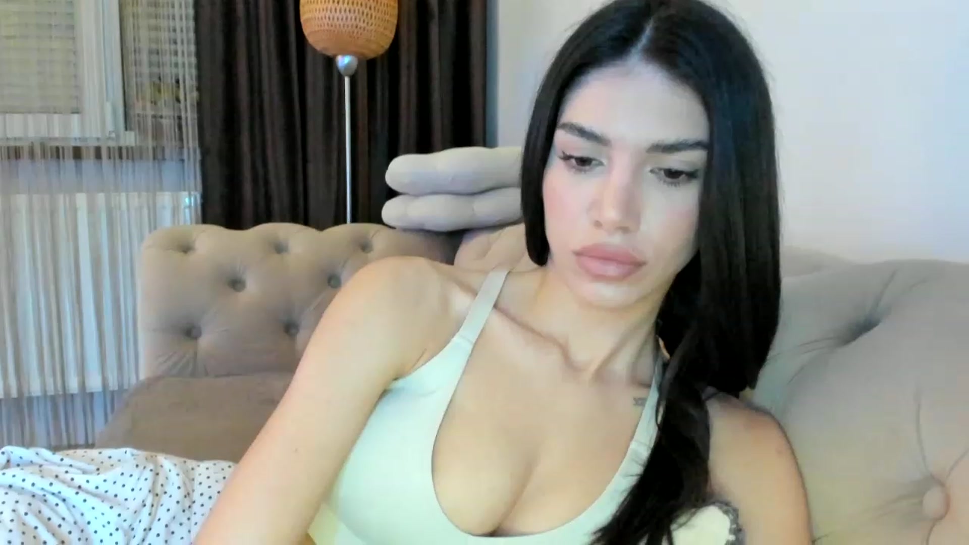 Gallery image thumbnail from Bee_Bee's myfreecams stream on, 03/24/2023, 21:27 image 13 of 20