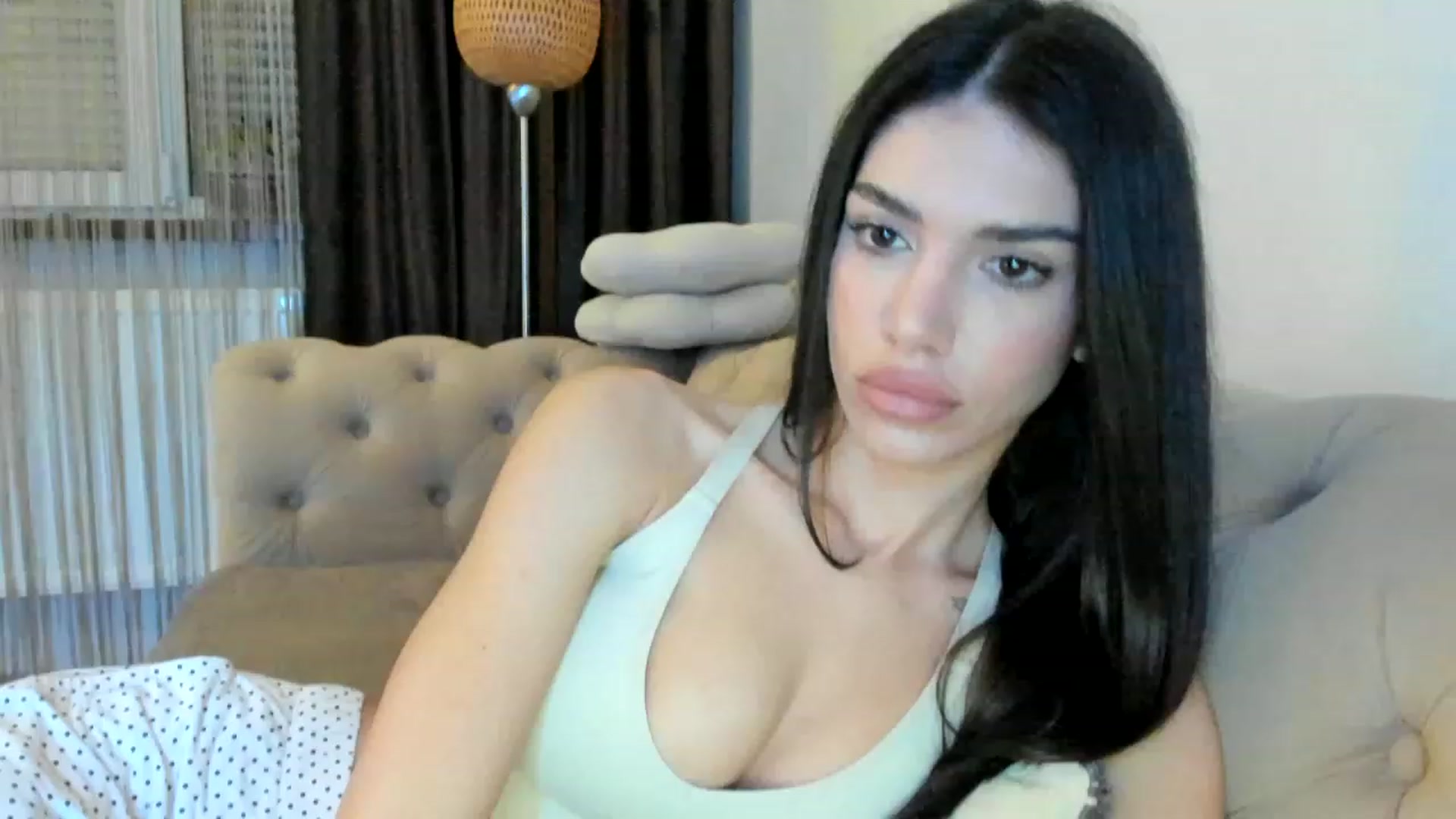 Gallery image thumbnail from Bee_Bee's myfreecams stream on, 03/24/2023, 21:27 image 6 of 20