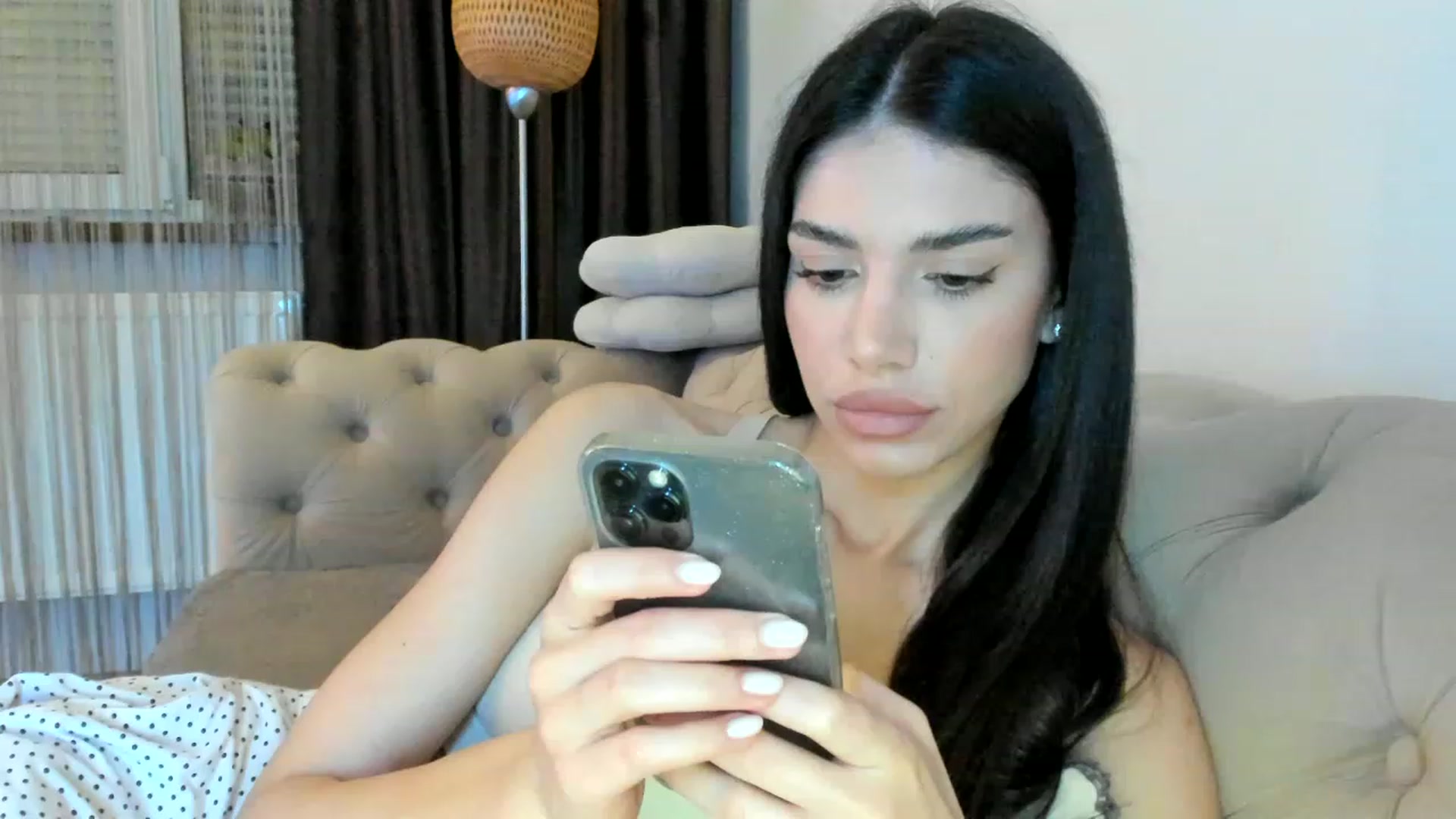 Gallery image thumbnail from Bee_Bee's myfreecams stream on, 03/24/2023, 21:27 image 15 of 20